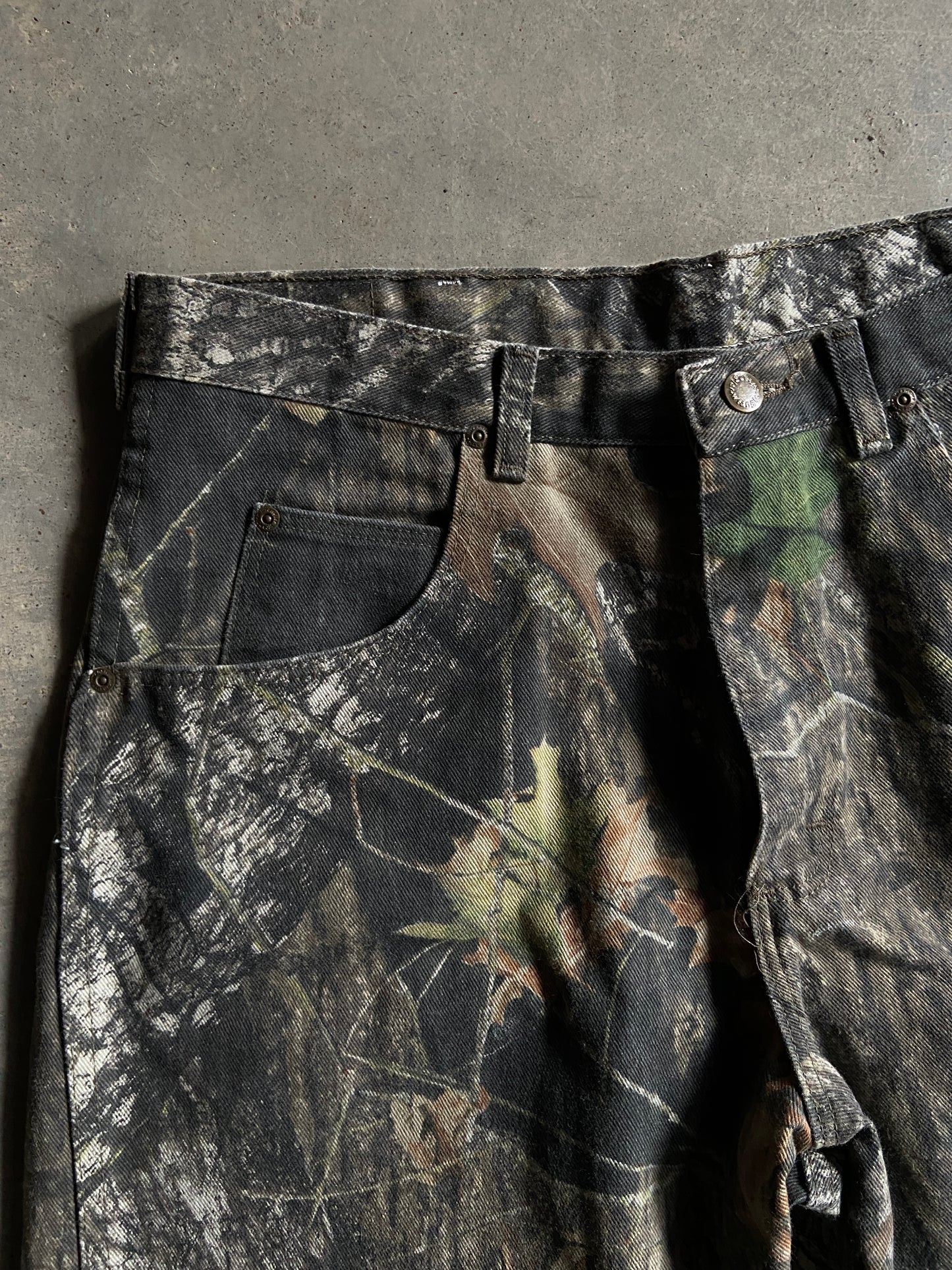 Baggy Wrangler Double Knee Mossy Oak Camo Pants Sz 34x30
