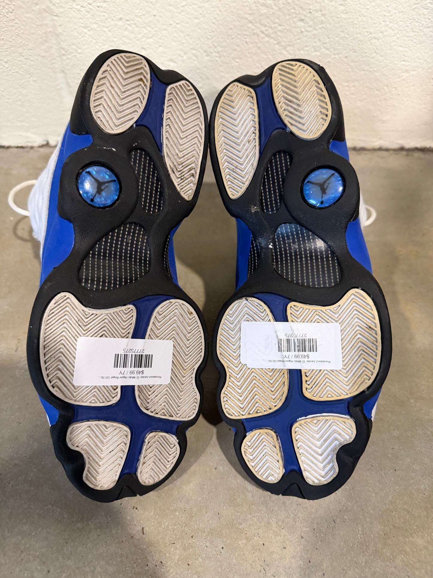 Preowned Jordan 13 White Hyper Royal GS Size 7Y