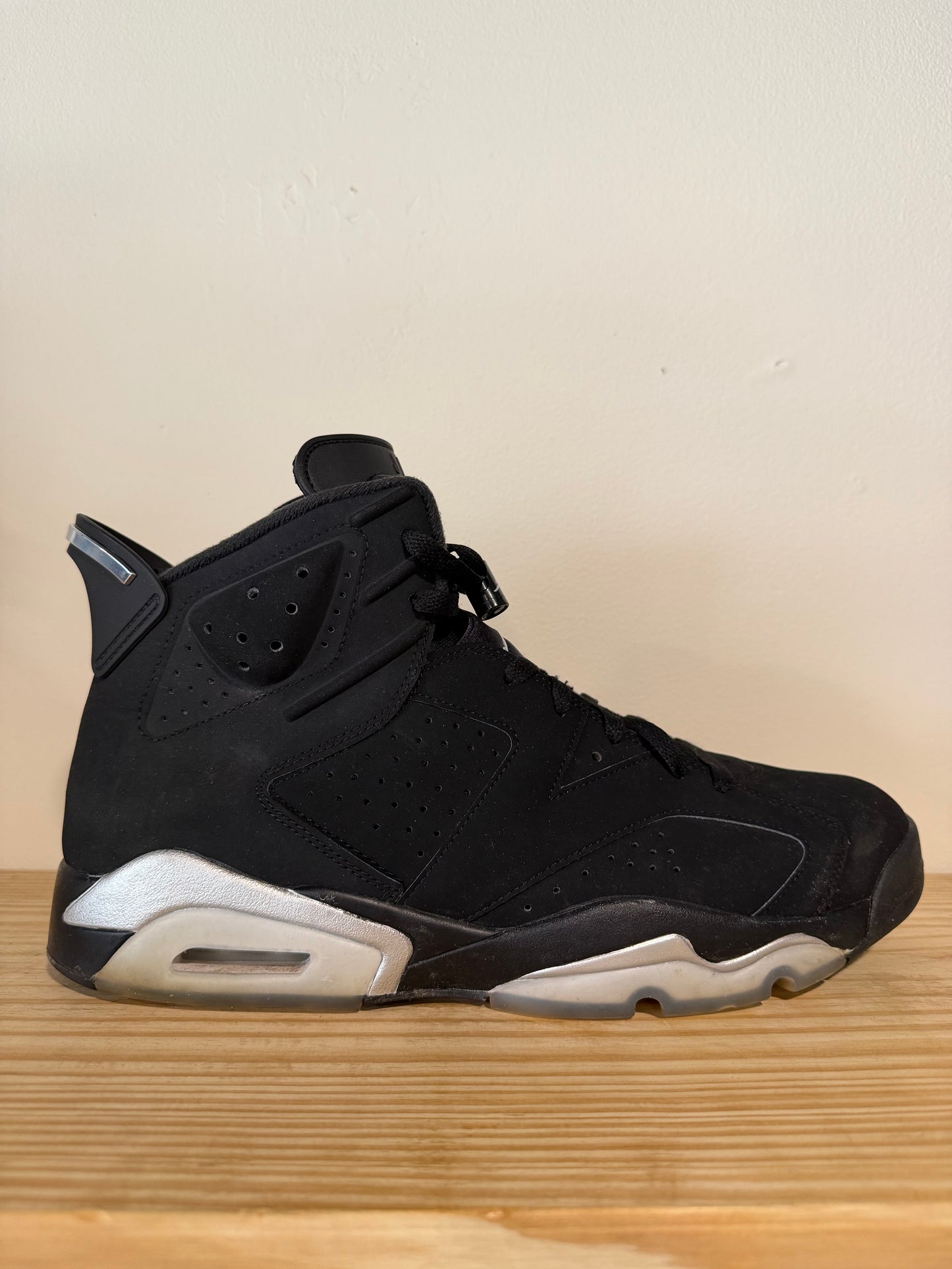 Preowned Jordan 6 Retro Chrome Sz 13M/14.5W