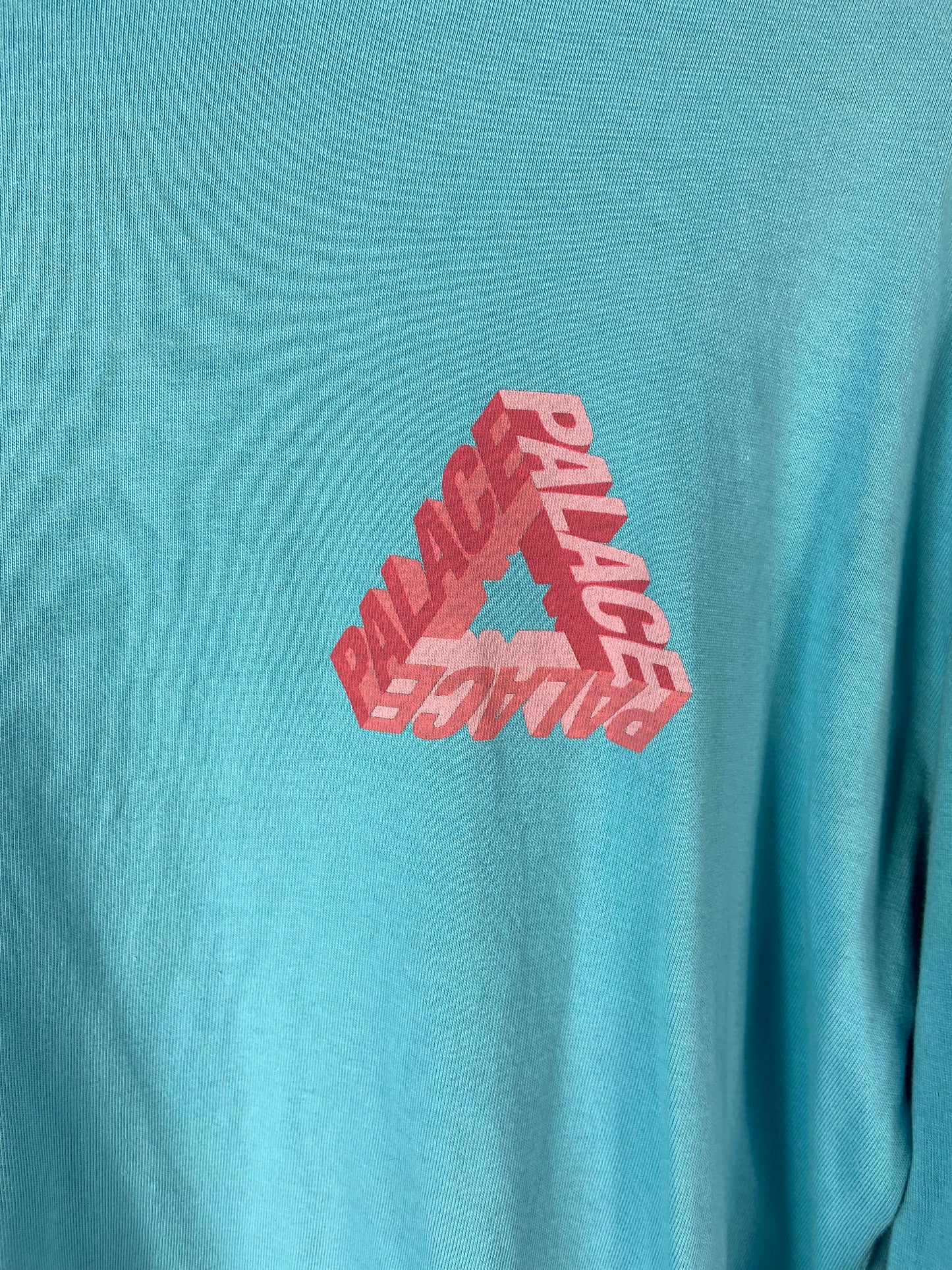 Load image into Gallery viewer, Palace L/S Tri-Ferg Tee Sz Med
