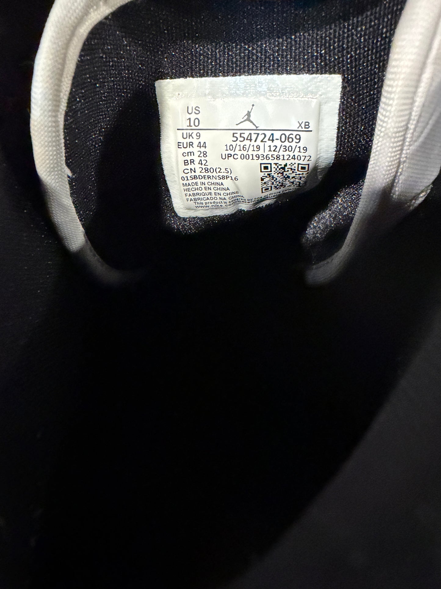 Preowned Air Jordan 1 Mid 'Chicago Black Toe' Sz 10