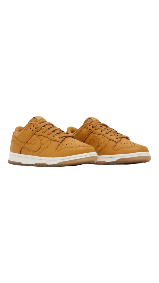 2022 Wmns Dunk Low 'Quilted Wheat' Sz 9W/7.5M DX3374-700