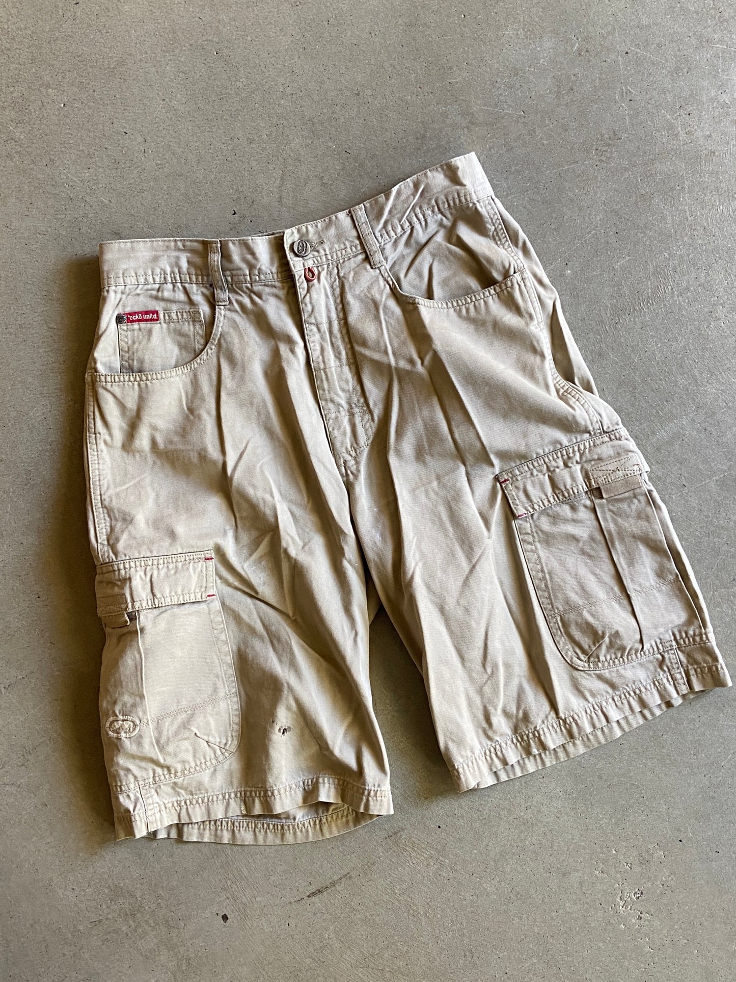 Y2K Ecko Unltd Khaki Cargo Shorts Sz 32"