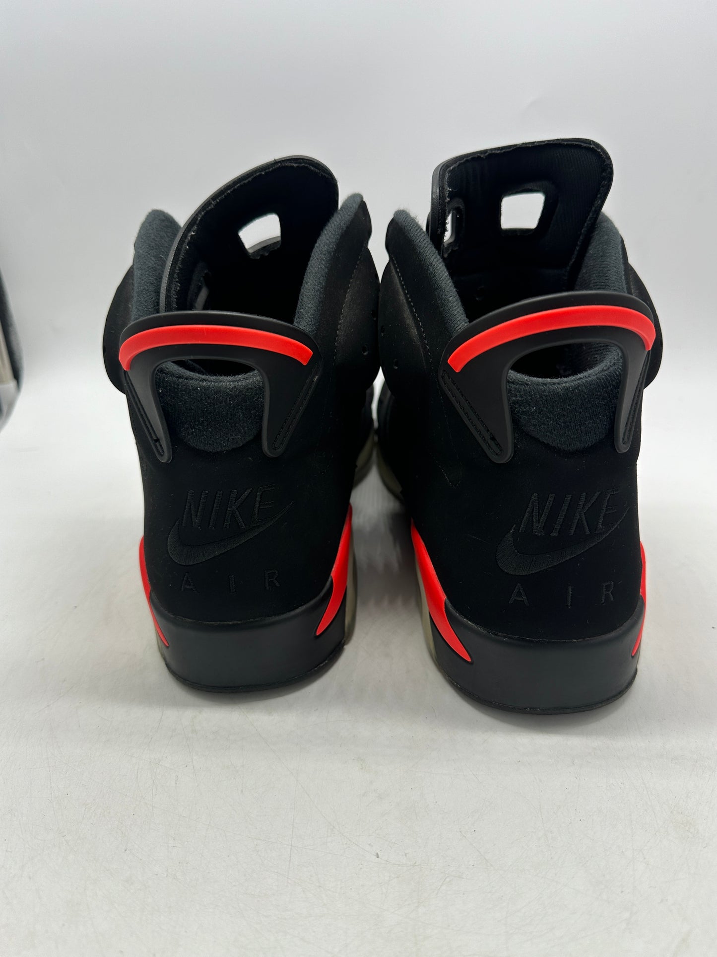 Load image into Gallery viewer, Preowned Jordan 6 Retro Black Infrared (2019) Sz 13M/14.5W
