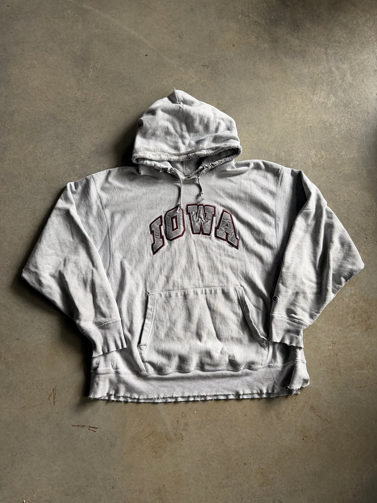 Iowa Distressed Gray Hoodie Sz XL