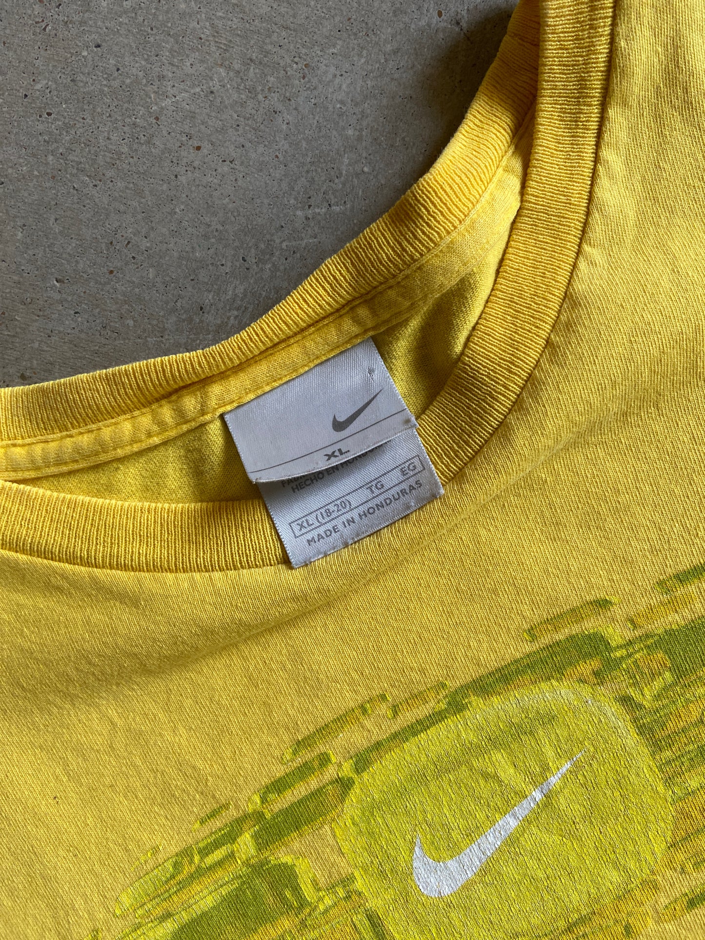 VTG Nike Yellow Tee Sz M/L