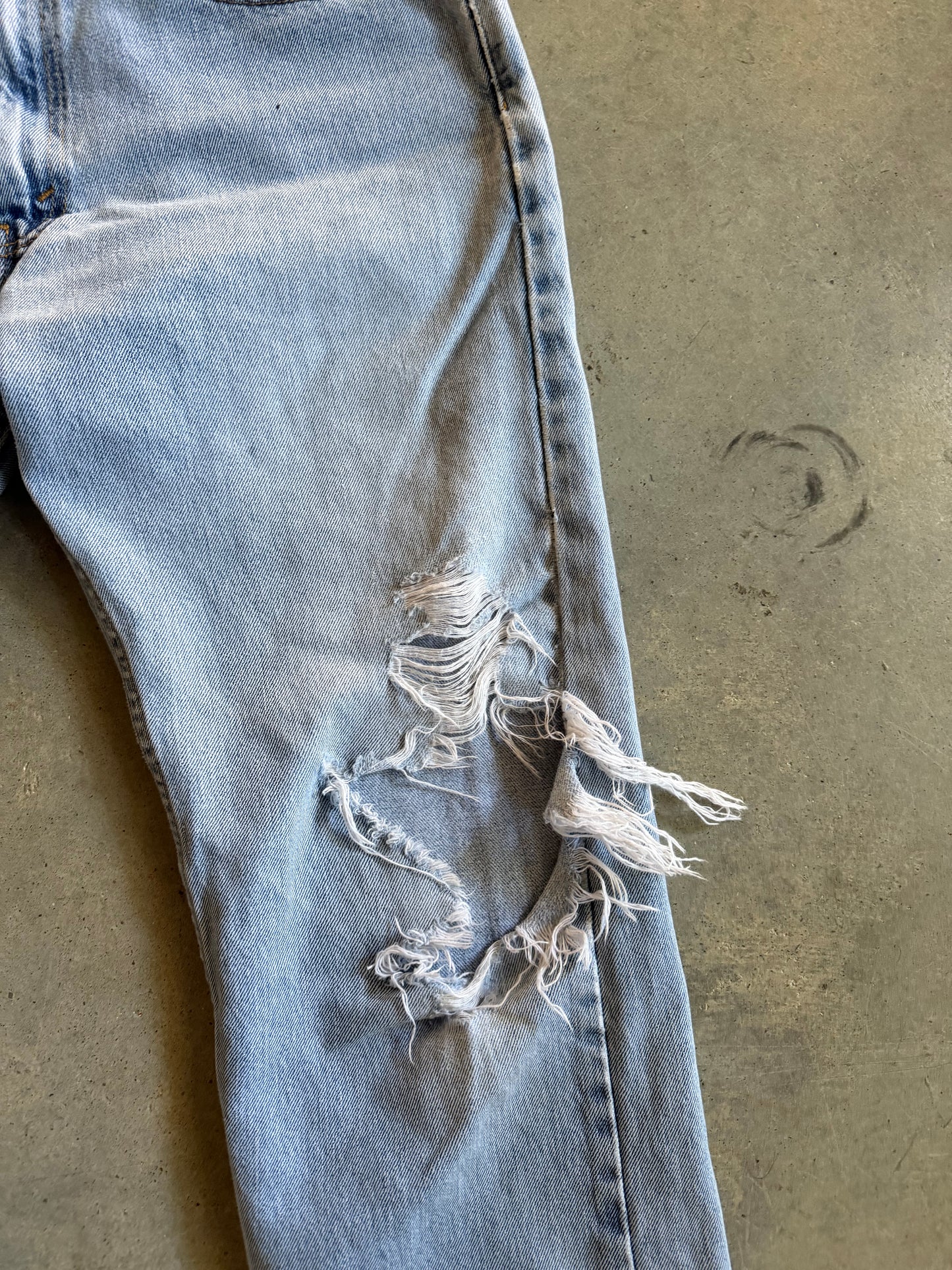 VTG Levis 505 Light Wash Denim Jeans Sz 34x32