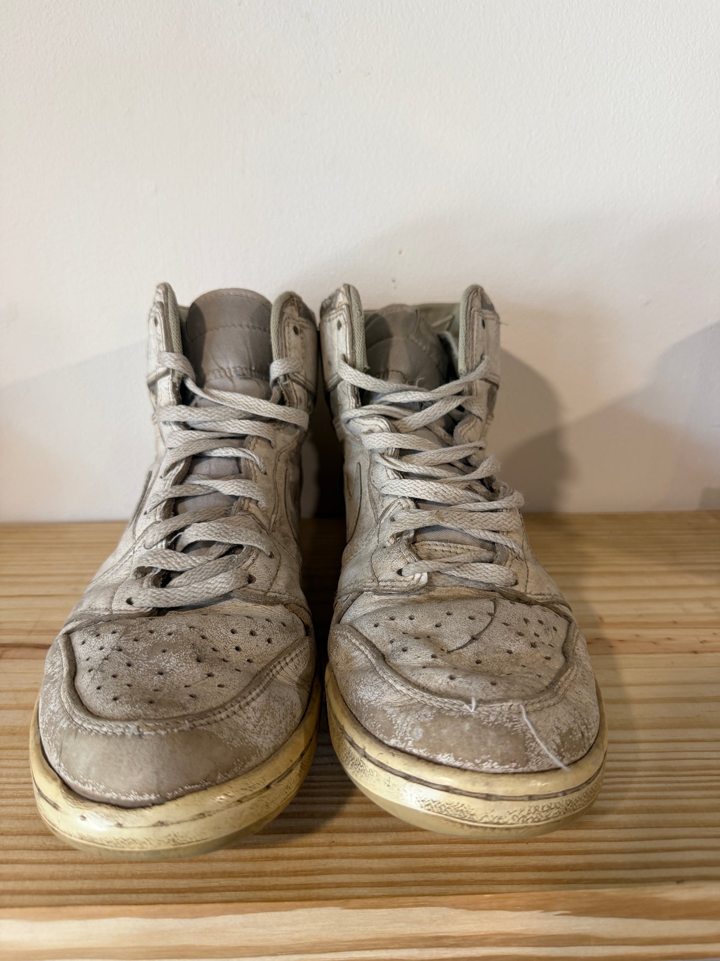 Original Air Jordan 1 1985 High
Natural Grey Size 11