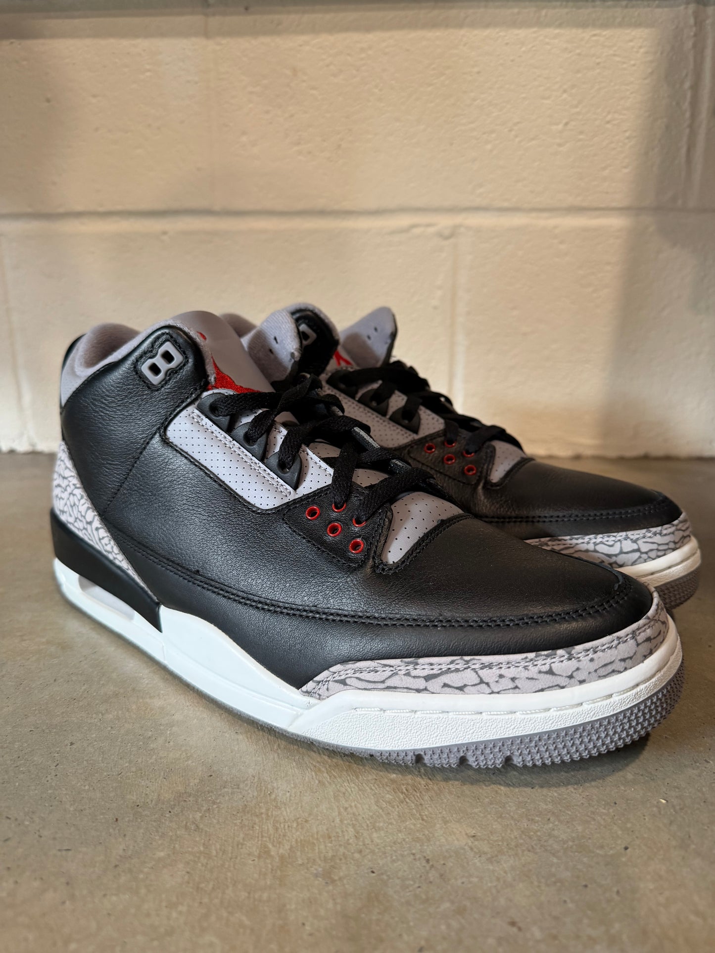 Preowned Jordan 3 Retro OG Black Cement (2024) Sz 13M/14.5W