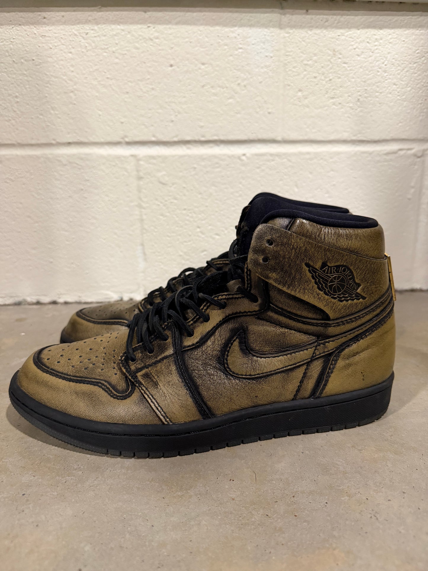 Preowned Jordan 1 Retro High OG Wings Sz 10M/11.5W