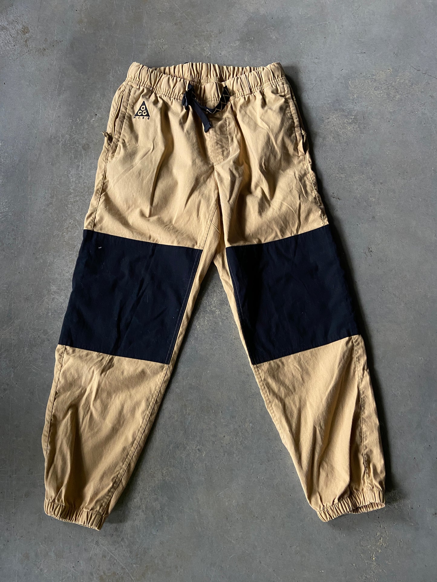 Nike ACG Tan/Black Pants Sz XS