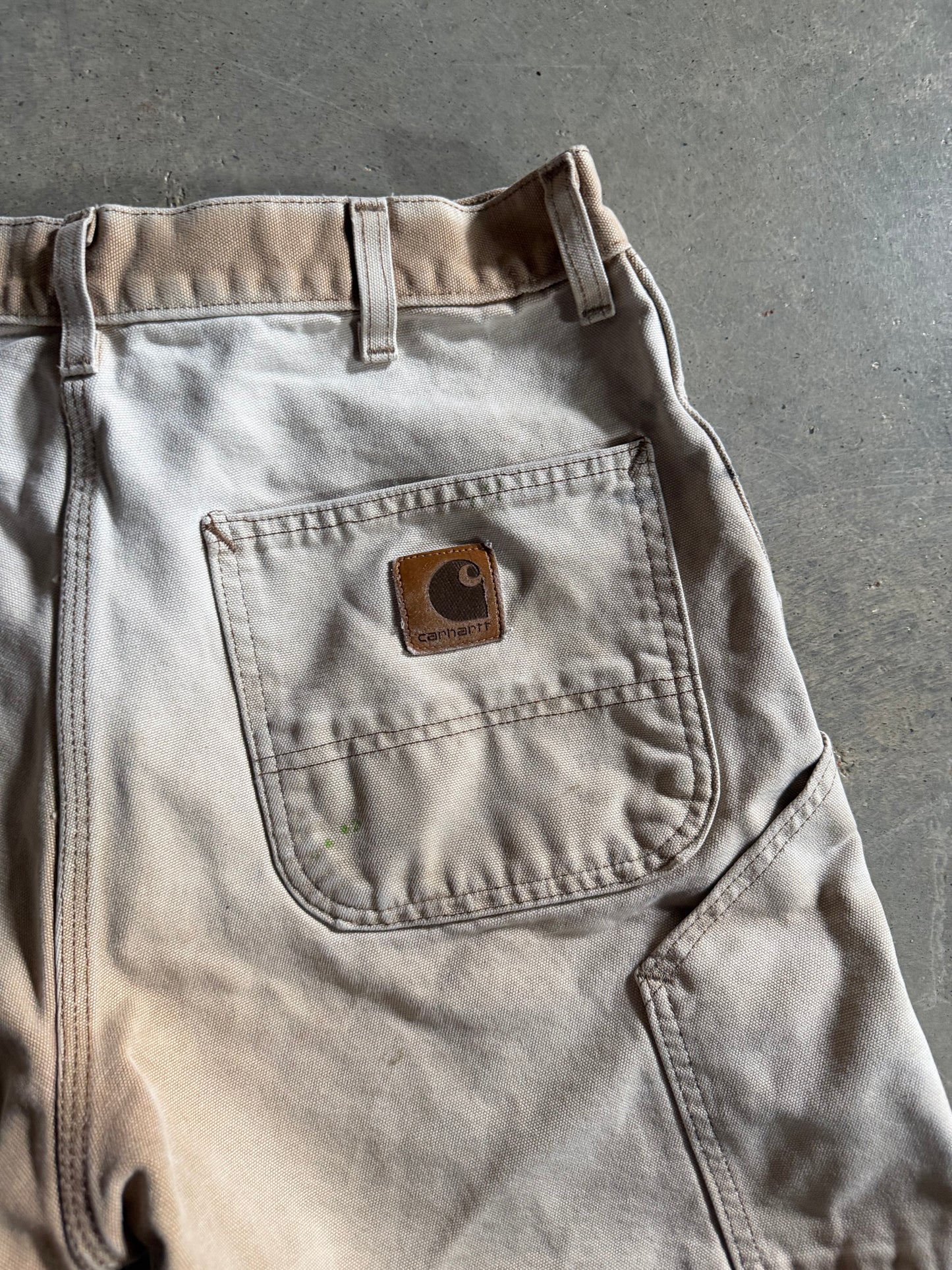 VTG Carhartt Faded Khaki Shorts B256RN Sz 34