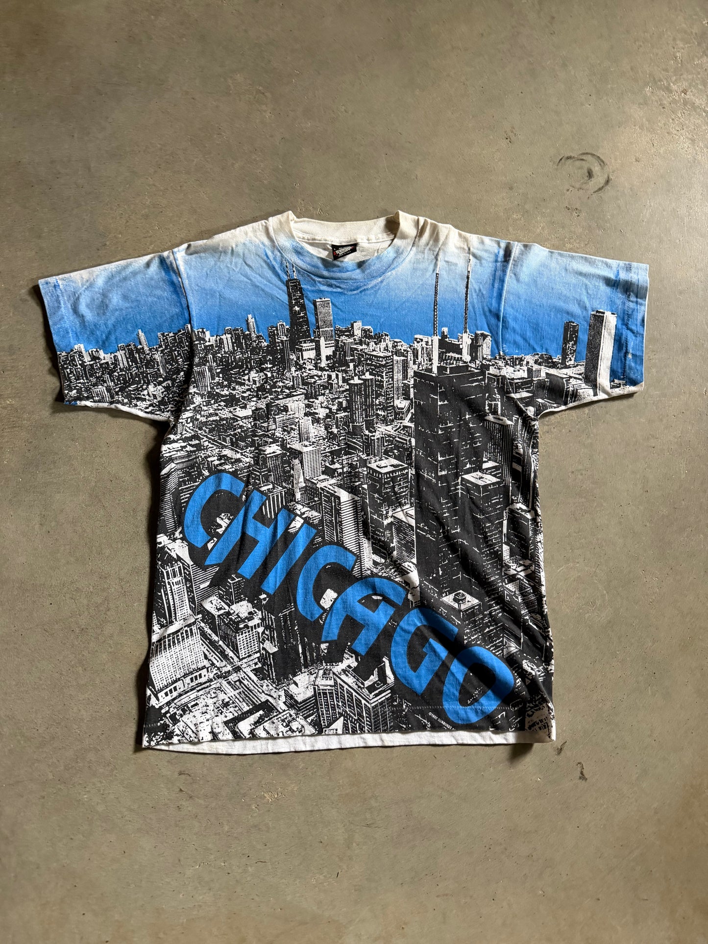 VTG Chicago All Over Print Tee Sz M/L