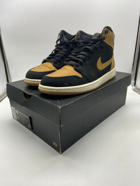 Load image into Gallery viewer, Preowned 2014 Air Jordan 1 Retro High &amp;#39;Melo&amp;#39; Sz 10M/11.5W 332550-026
