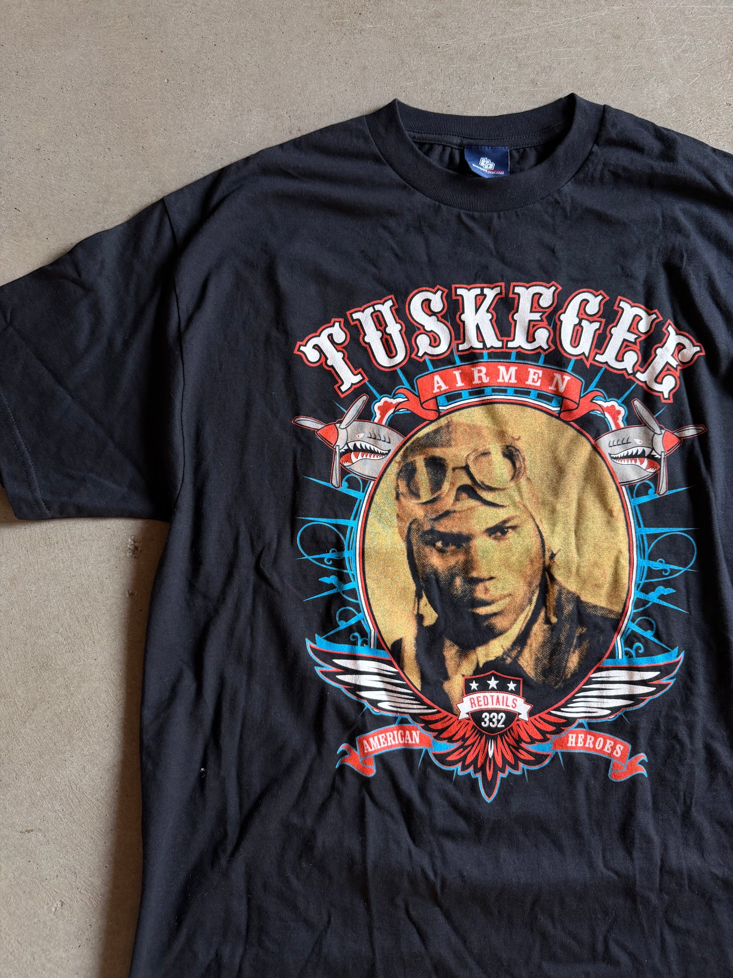 Tuskegee Airmen Redtails 332nd Fighter Group Tee Sz XL