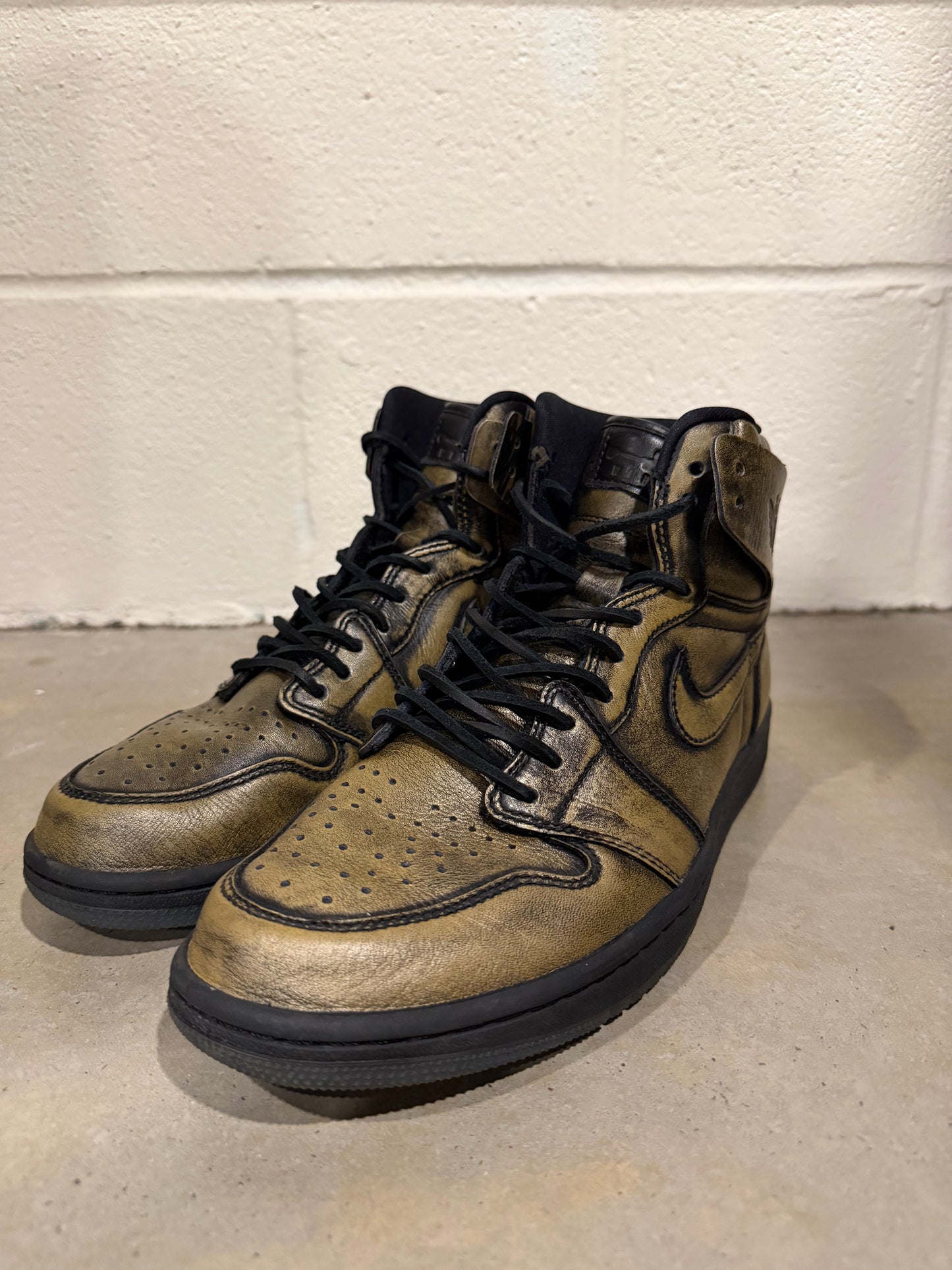 Preowned Jordan 1 Retro High OG Wings Sz 10M/11.5W