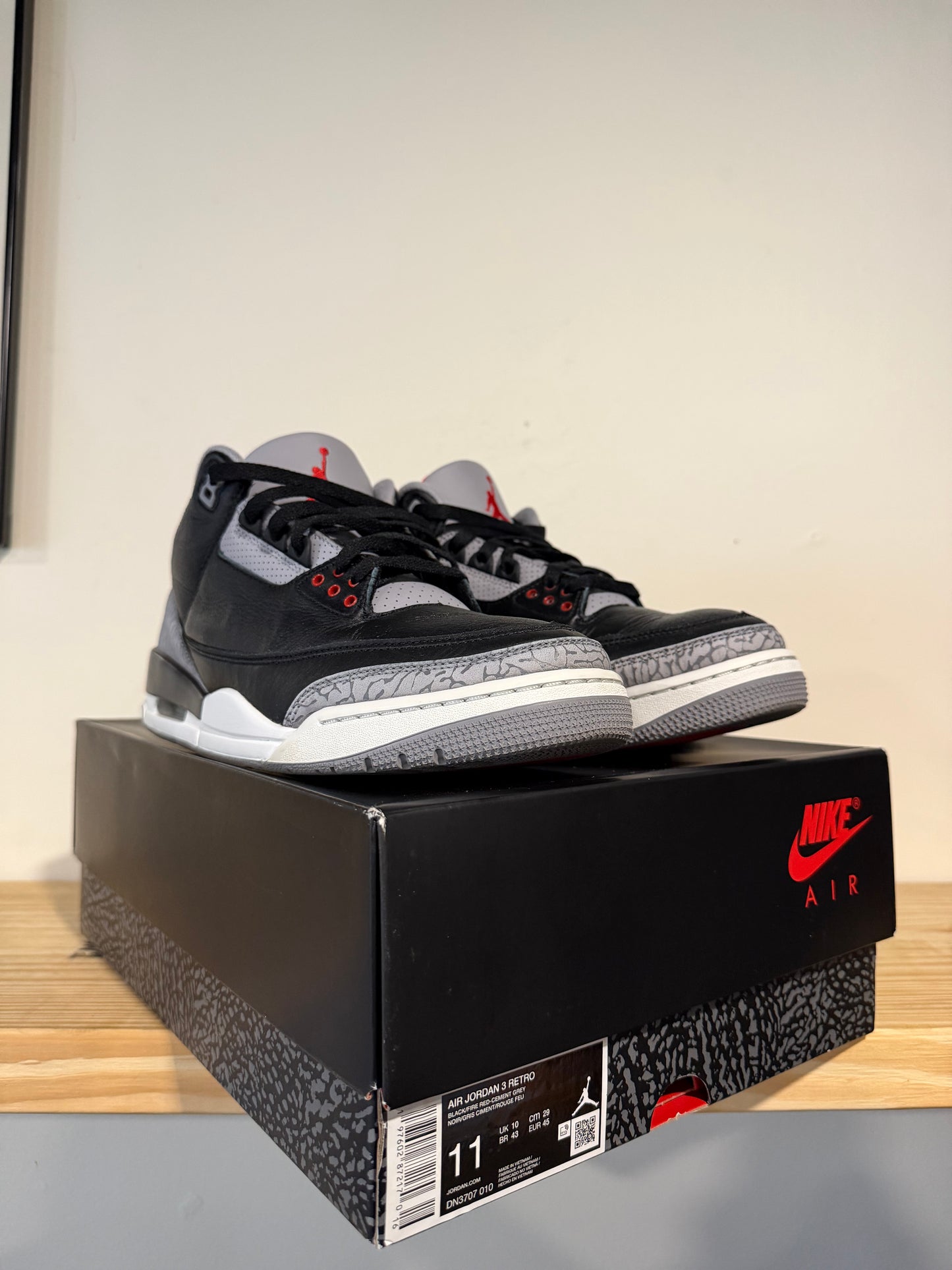 Preowned Jordan 3 Retro OG Black Cement (2024) Sz 11M/12.5W