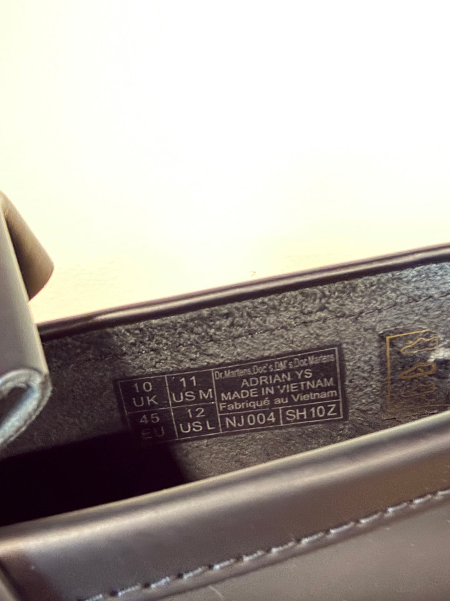 Preowned Dr. Martens Made In England Adrian Tassel Loafer Black Sz 11M/12.5W