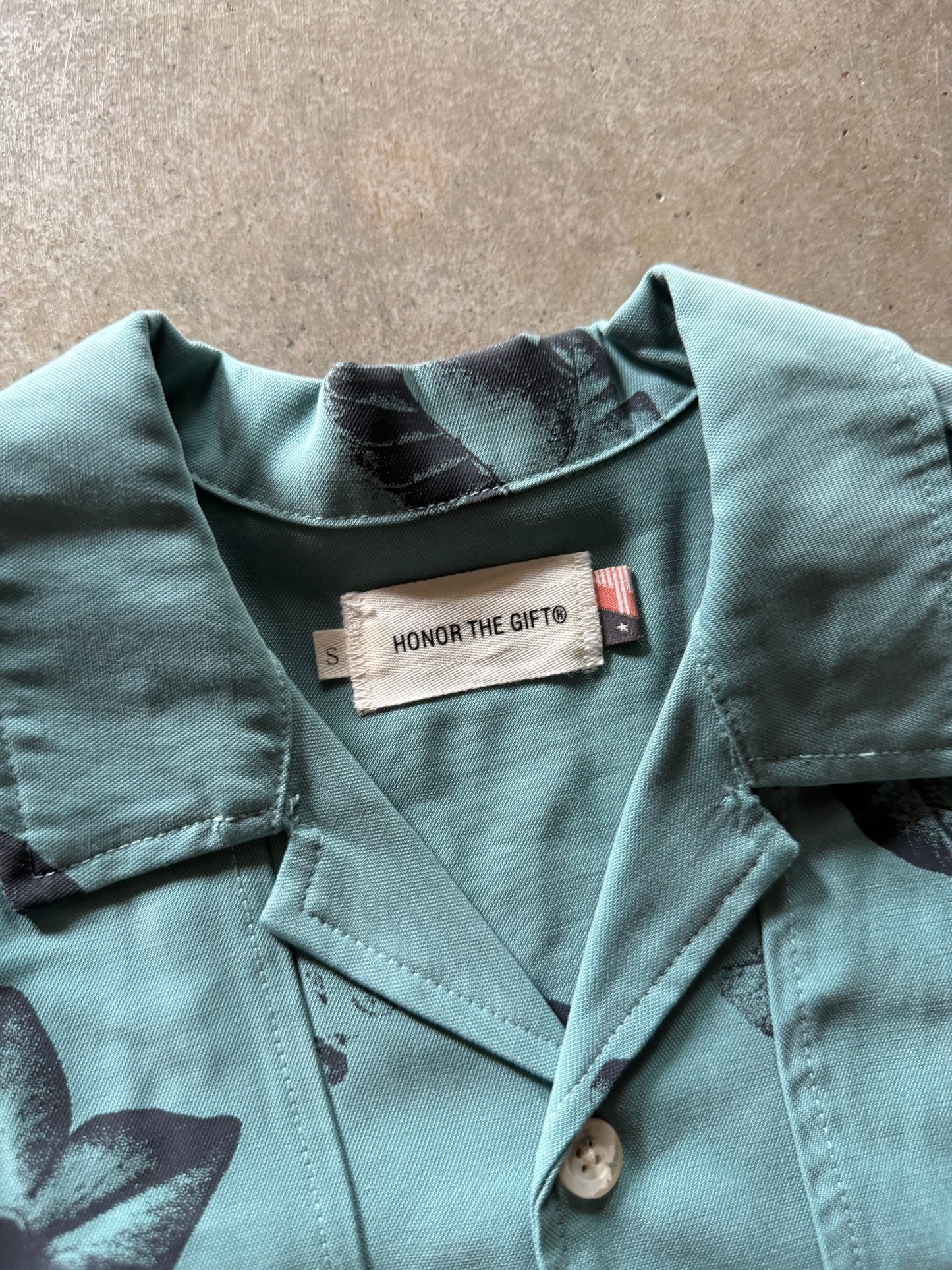 Honor The Gift Green Leaf Button Up Shirt Sz S/M