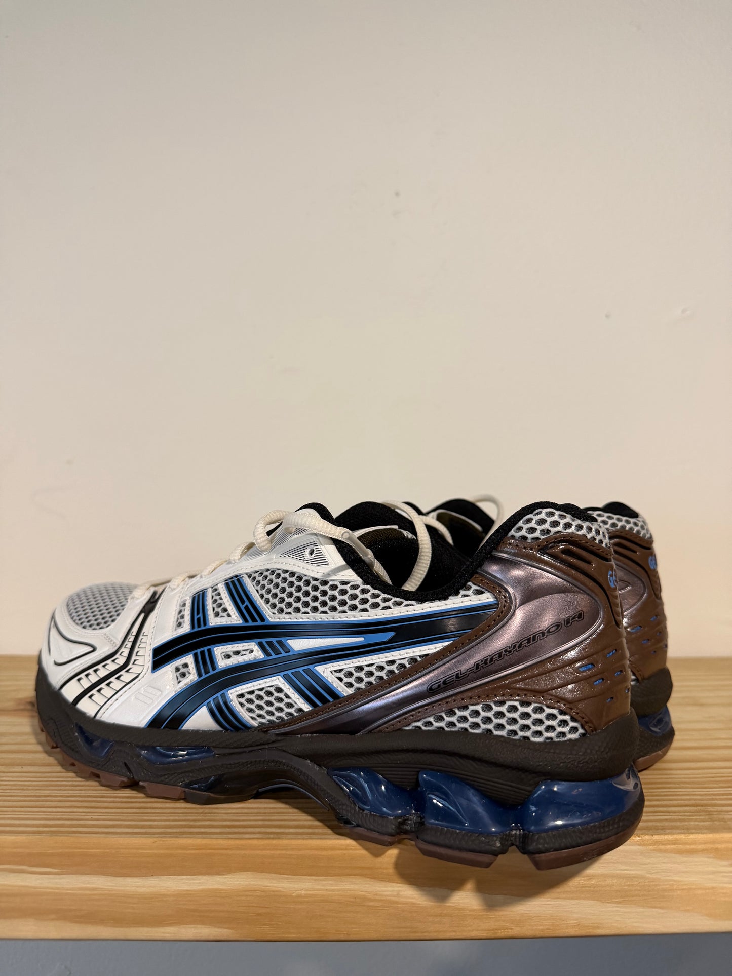 ASICS Gel Kayano 14 Cream/Blue Coast Sz 11M/12.5W