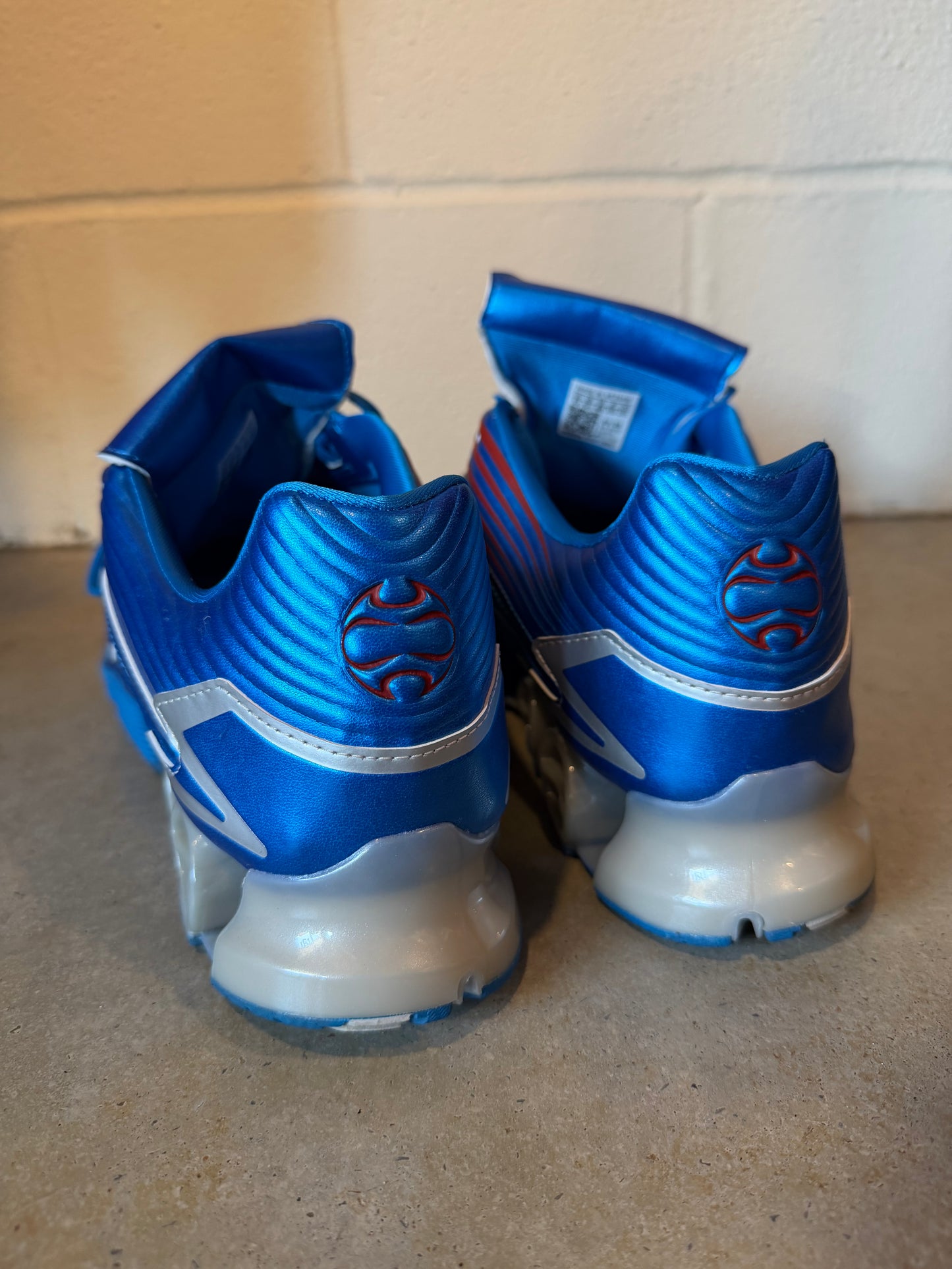 Preowned adidas Predator Megaride Metallic Blue Sz 13M/14W