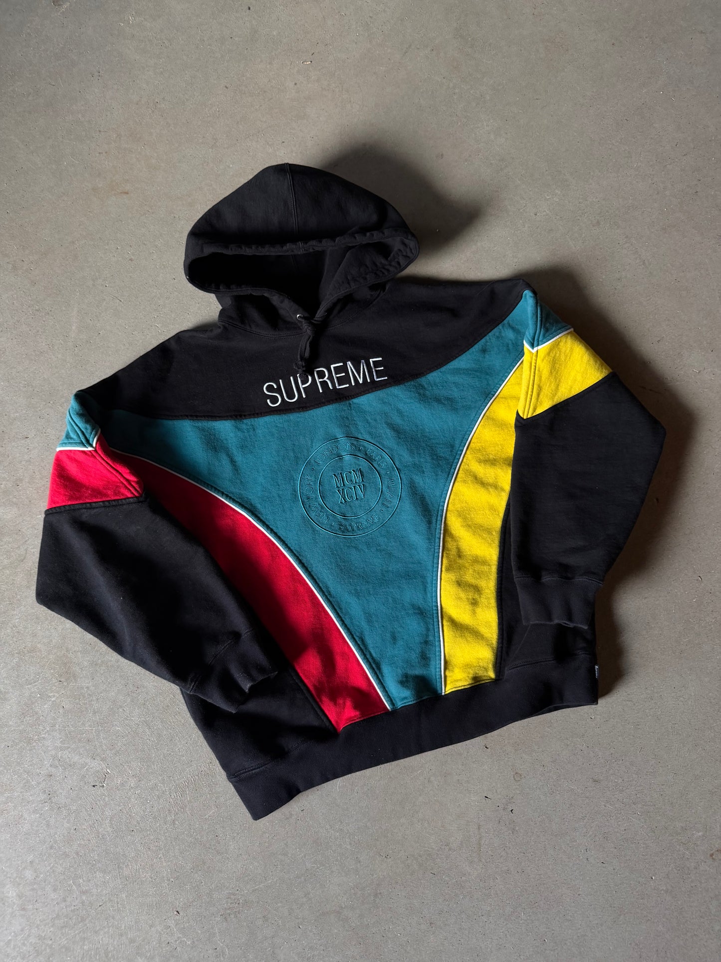 Supreme Milan Hooded Sweatshirt Black SS20 Size Large