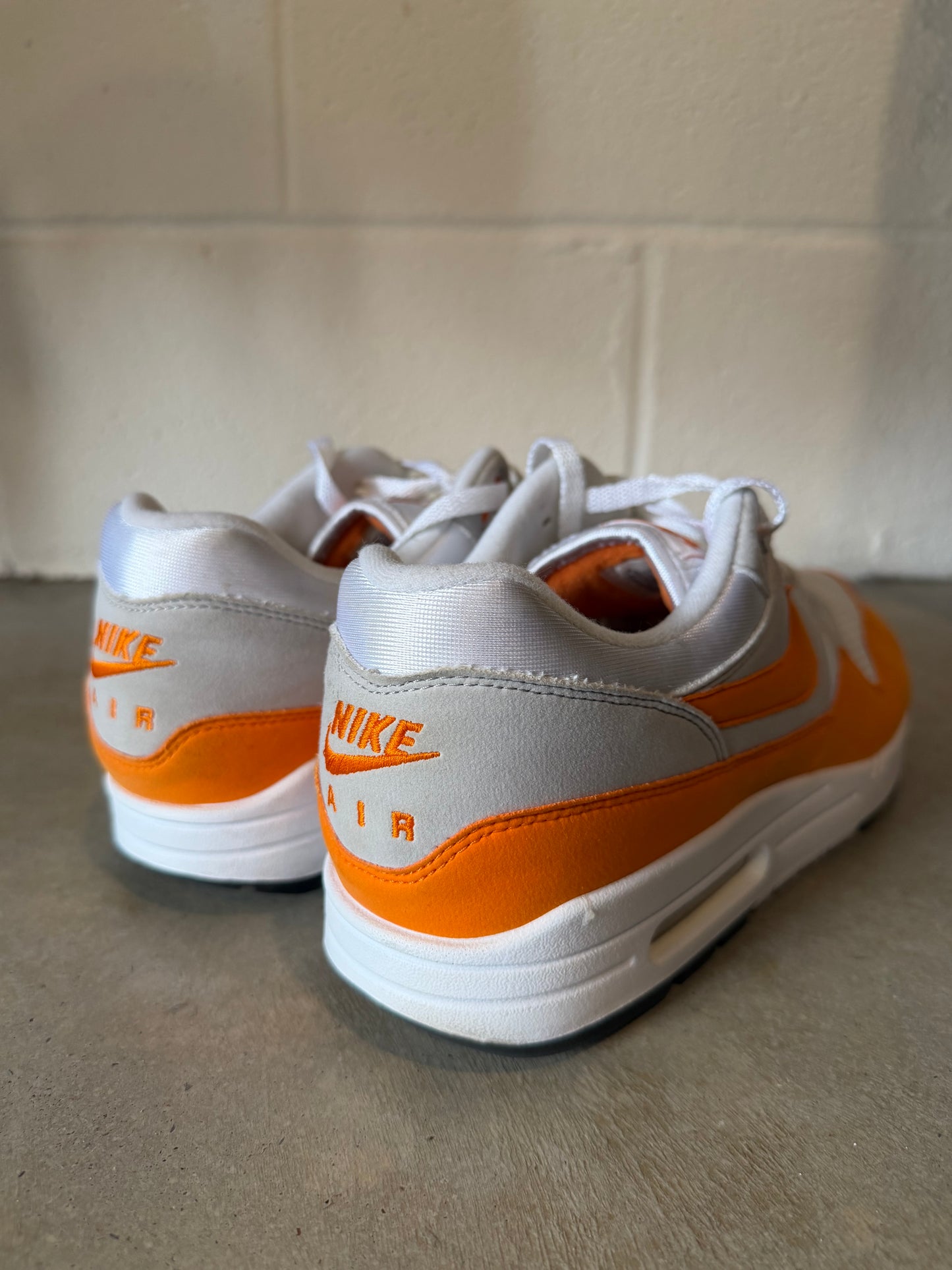 Nike Air Max 1 Anniversary Orange Sz 11.5M/13W