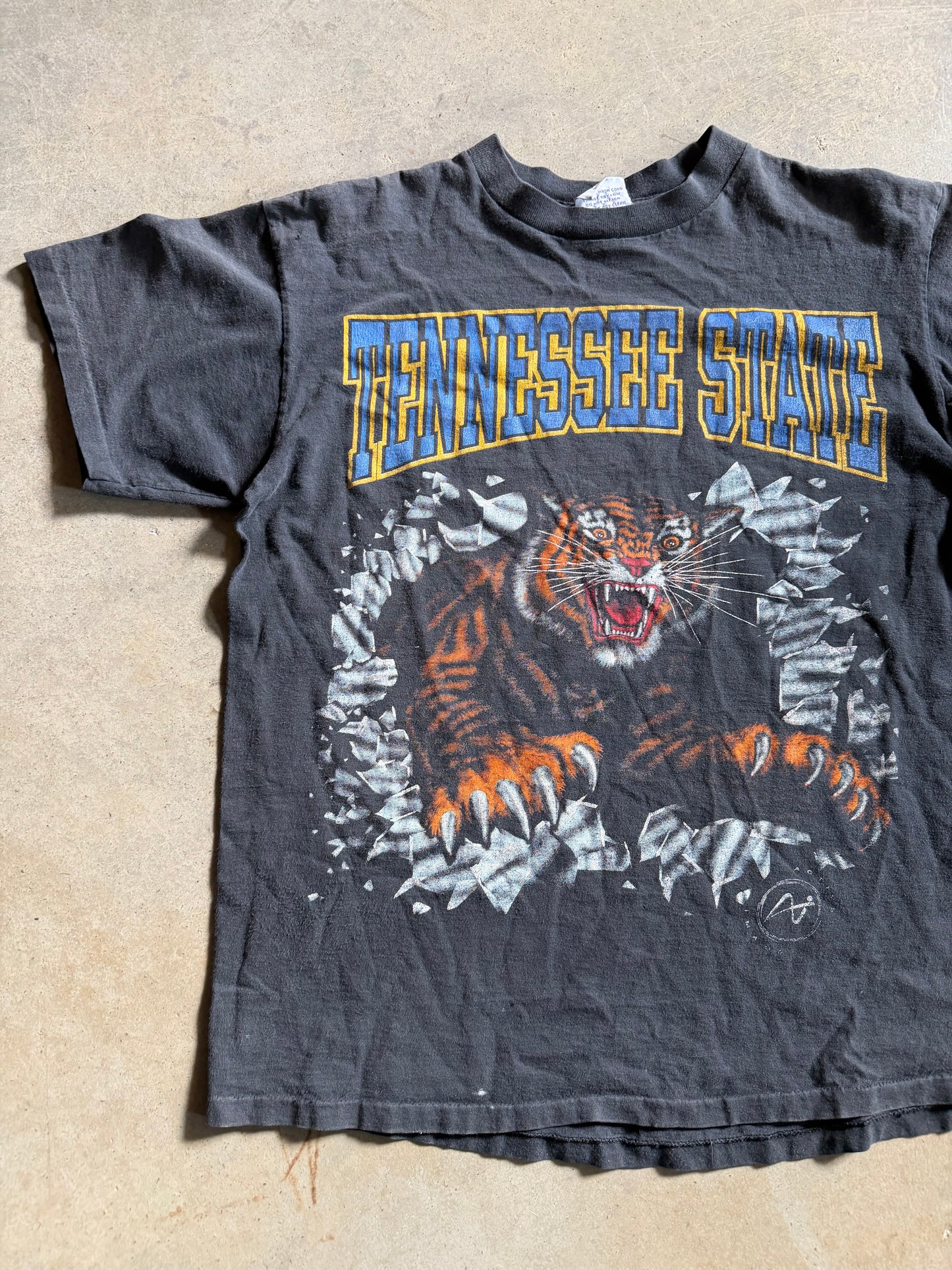 VTG Tennessee State Tigers Break Glass Active Image Tee Sz L