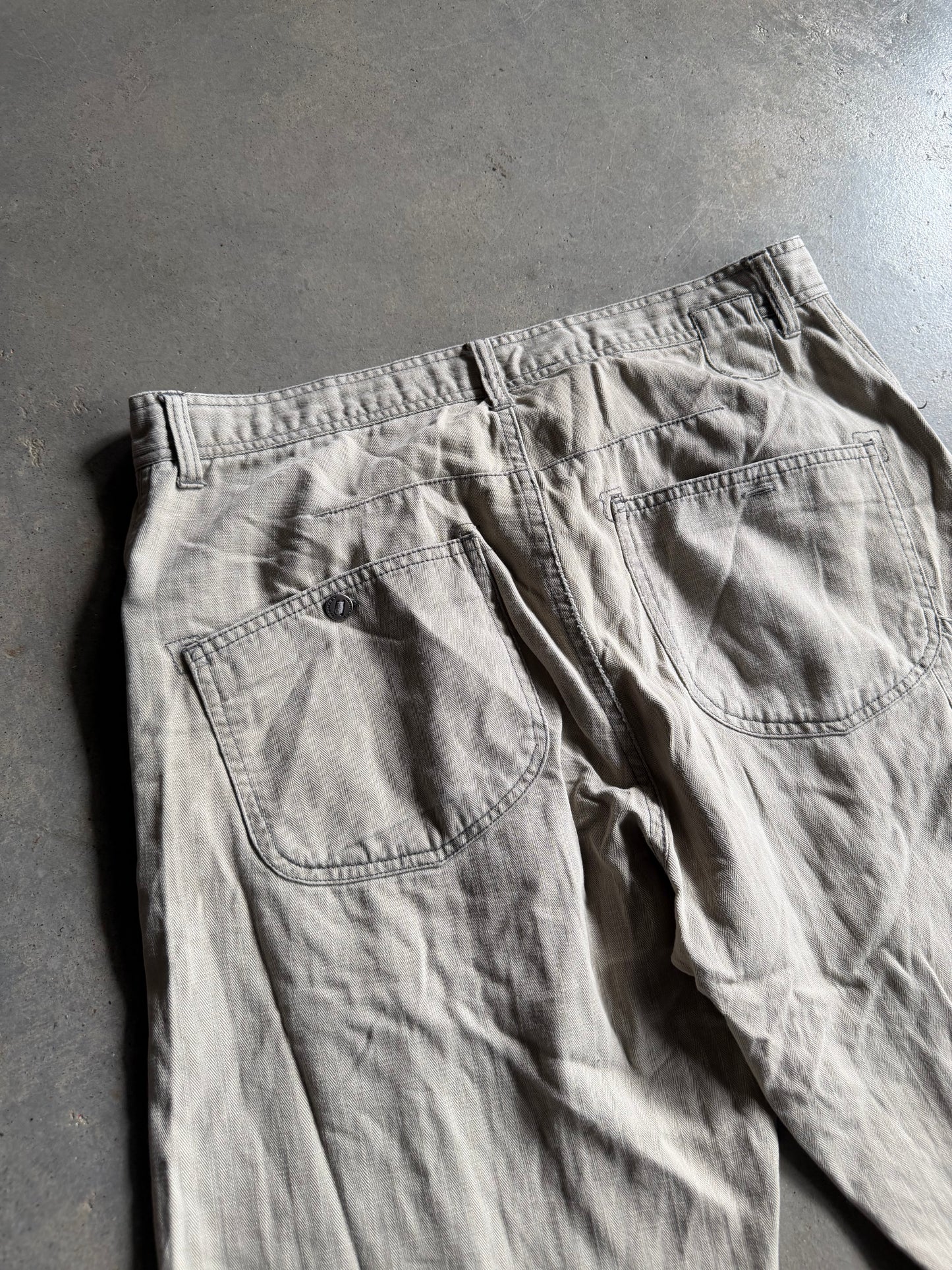 Y2K Distressed Oakley Darted Trousers Sz 34x30