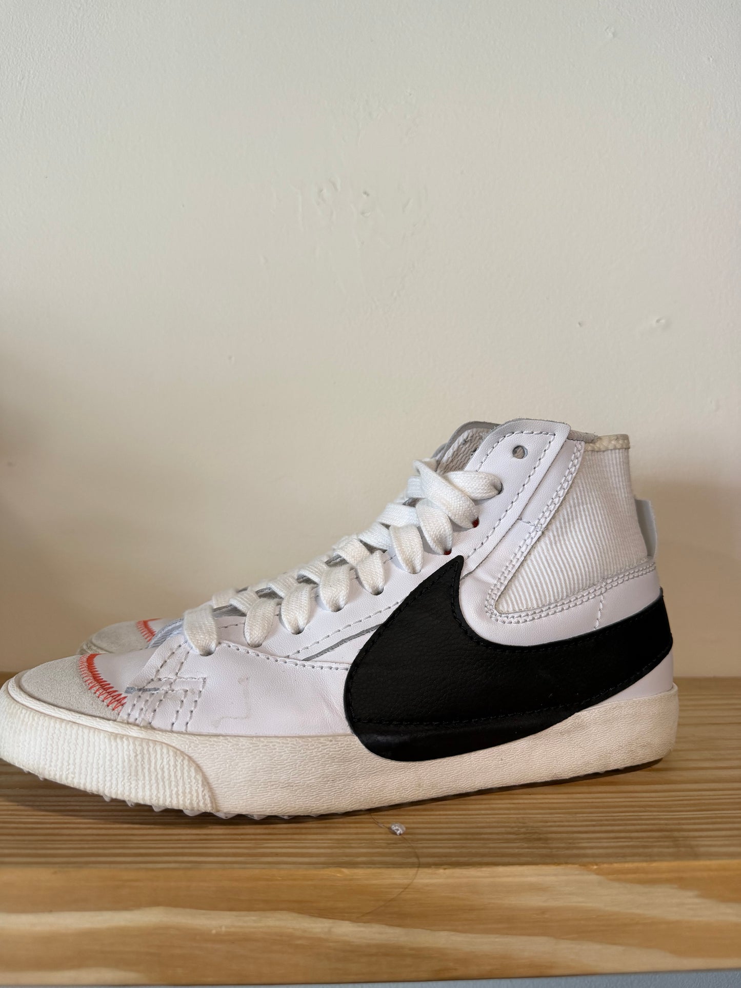 Preowned Nike Blazer Mid 77 Jumbo White Black Sz 11M/12.5W