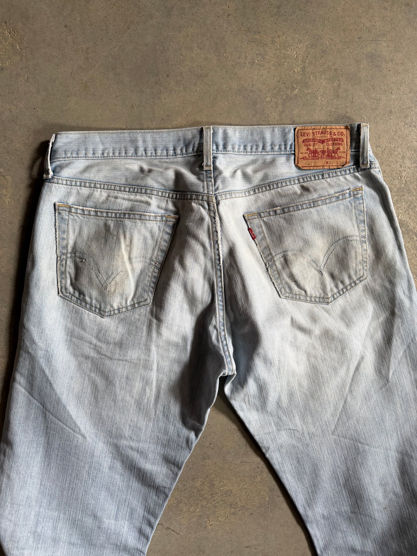 Levi’s 527 Light Wash Denim Jeans Sz 36x32