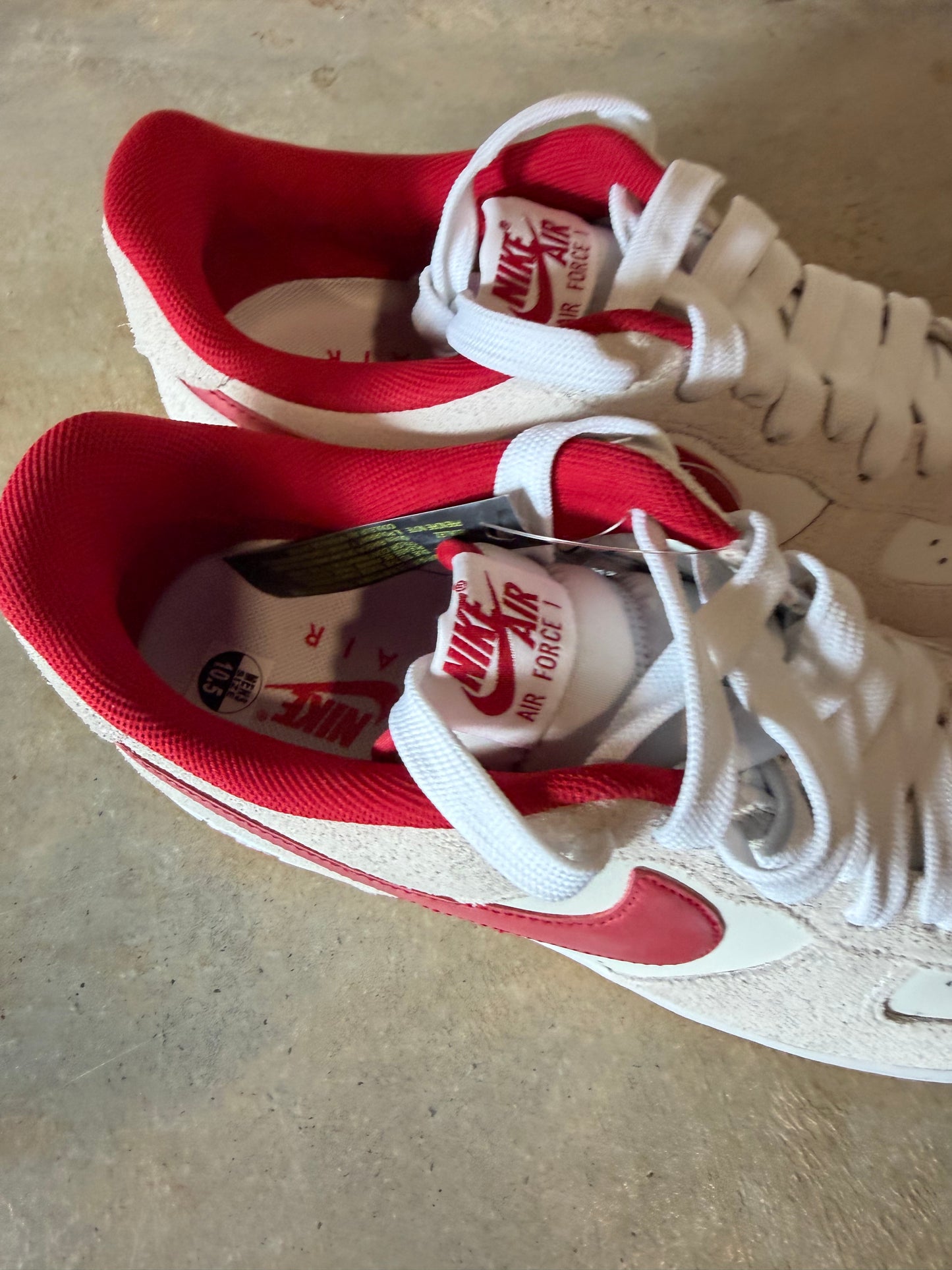 Nike Air Force 1 Low '07 LV8 Summit White Varsity Red Gum Sz 10.5M/12W IB6388-101