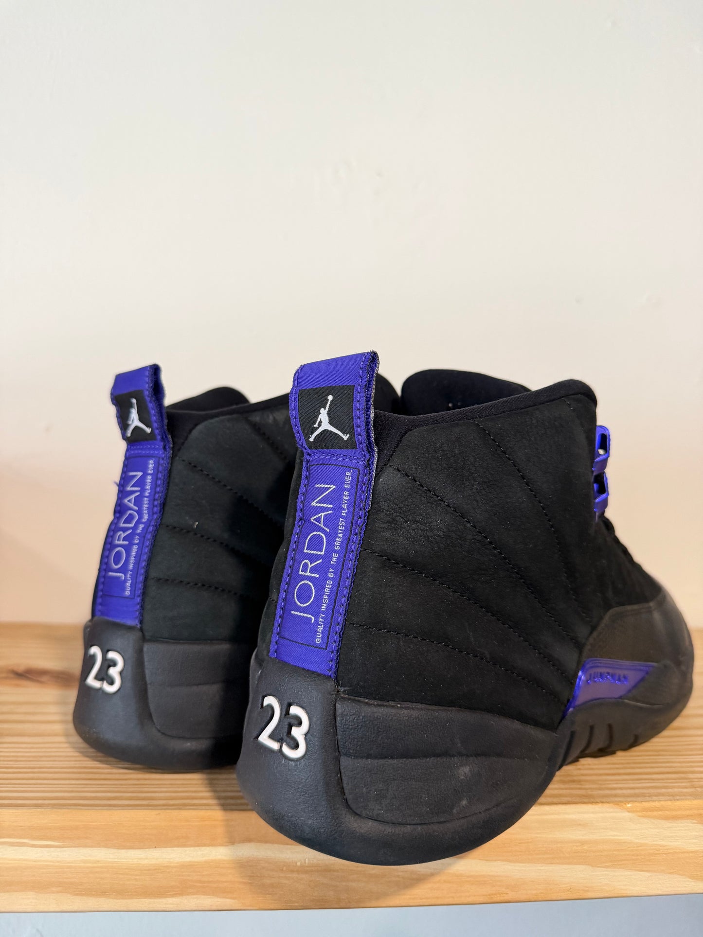 Preowned Jordan 12 Retro Black Dark Concord Sz 13M/14.5W