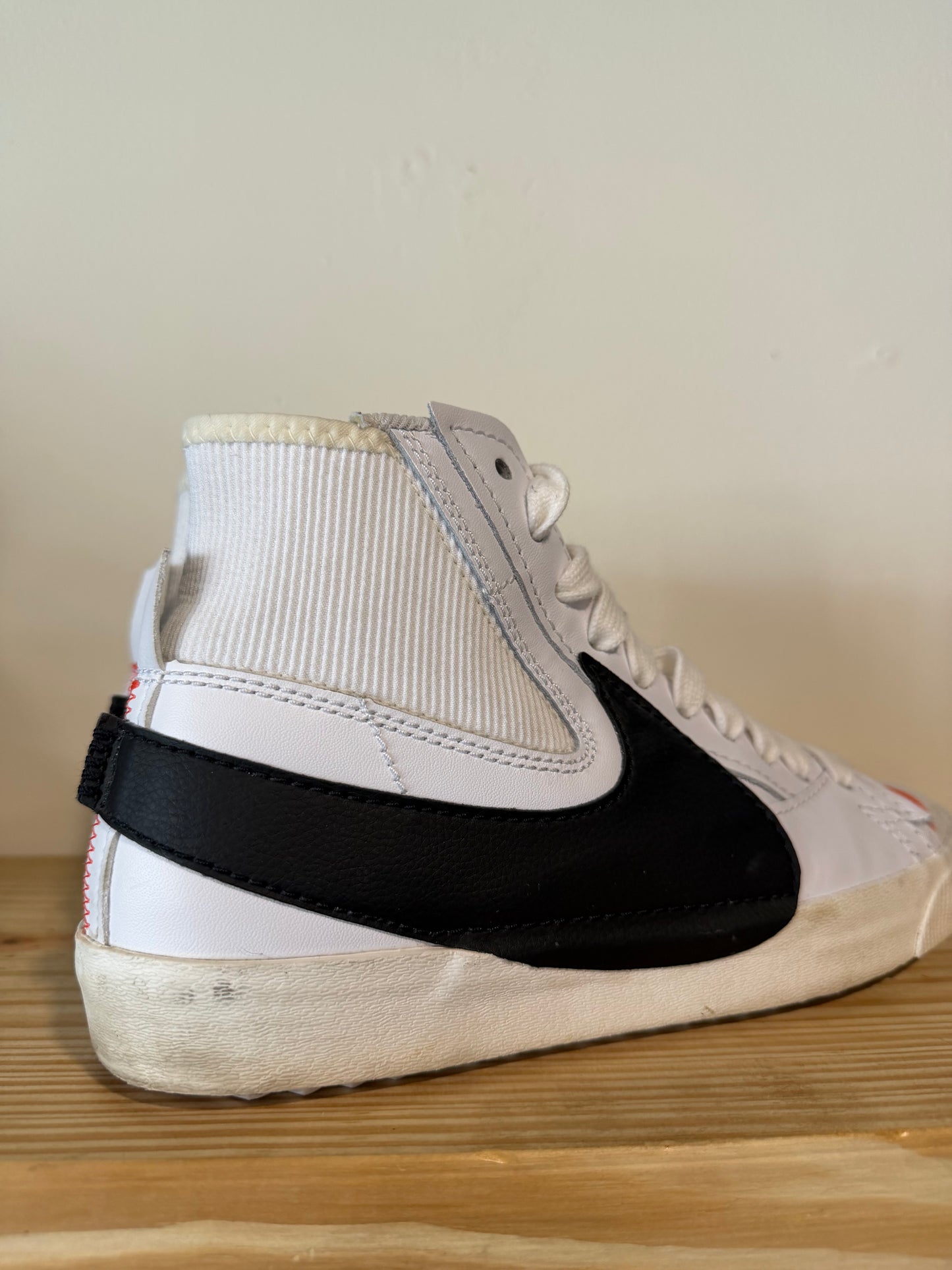 Preowned Nike Blazer Mid 77 Jumbo White Black Sz 11M/12.5W