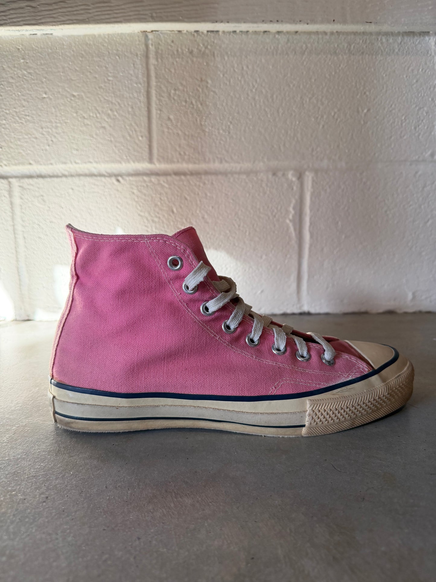 Vintage Converse Pink High Top Made In USA Sz 9M/10.5W