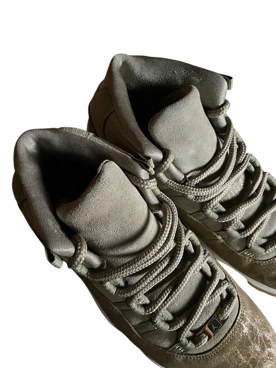 Preowned Air Jordan 11 Wmns "Neutral Olive" Sz 11w/9.5M