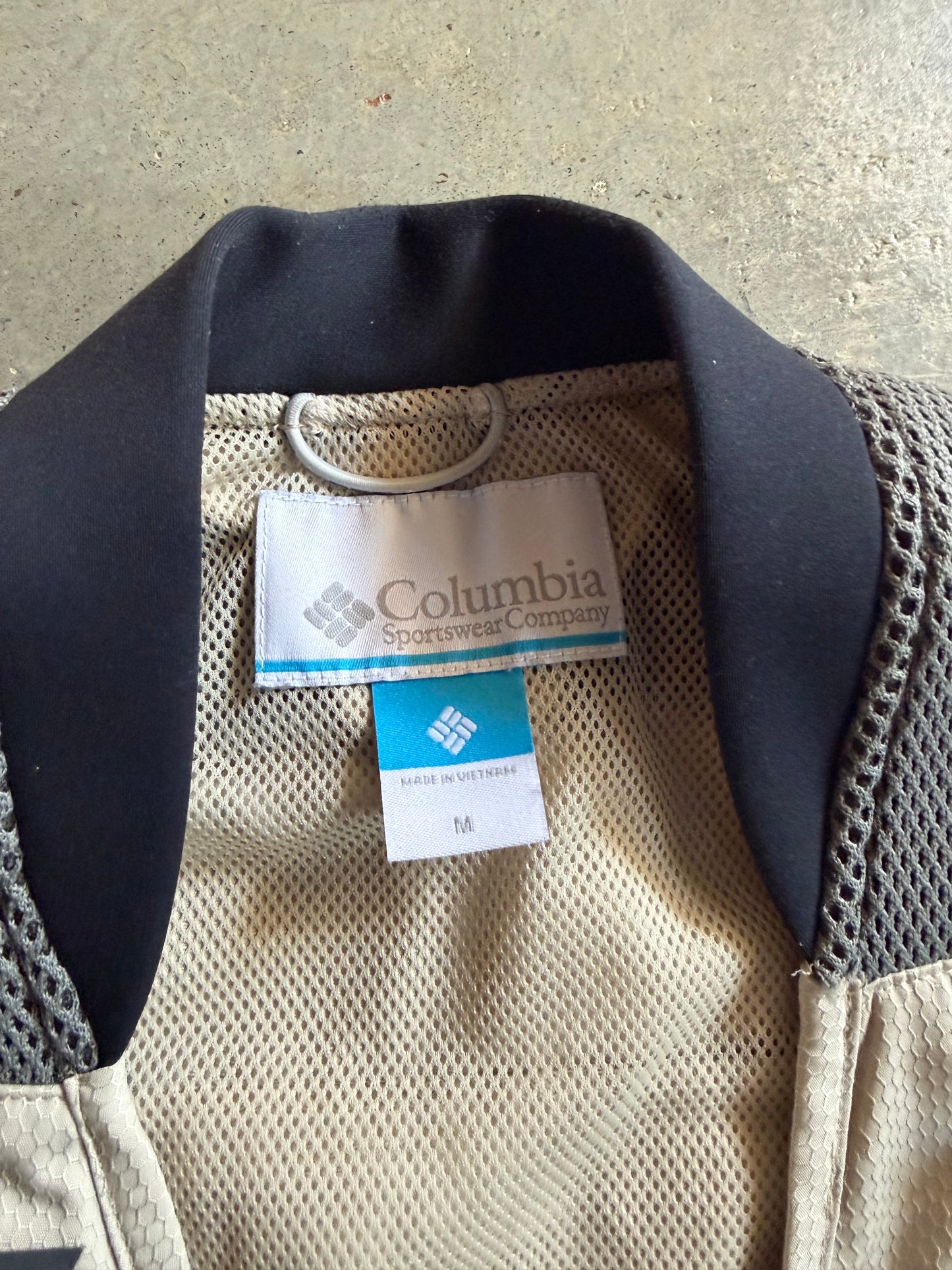 Columbia PFG Fishing Vest Sz M