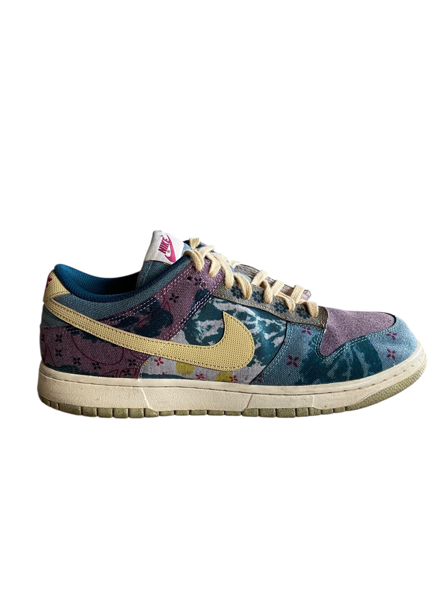 Preowned Nike Dunk Low Community Garden Size 11.5M/13W
