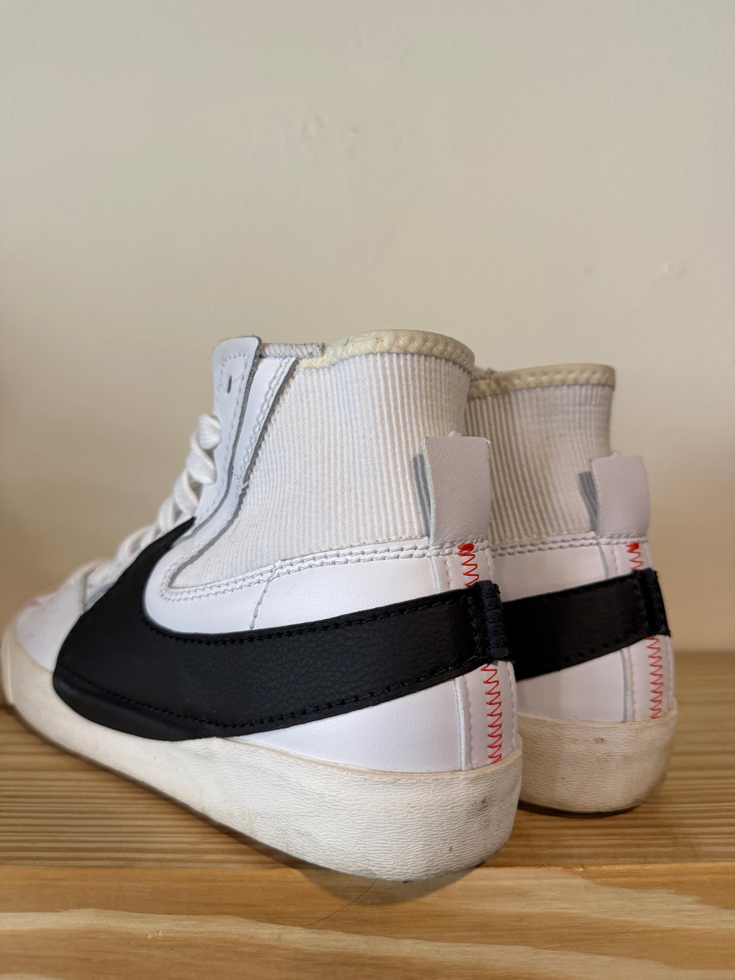 Preowned Nike Blazer Mid 77 Jumbo White Black Sz 11M/12.5W