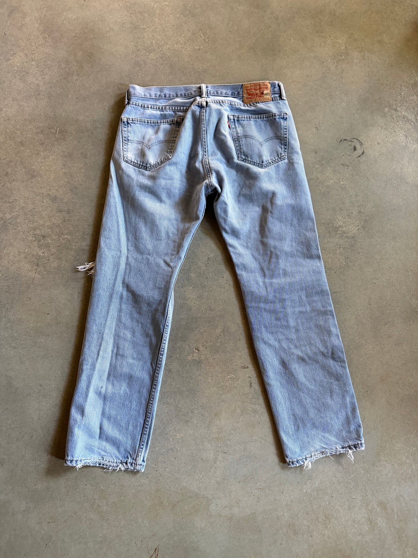 VTG Levis 505 Light Wash Denim Jeans Sz 34x32
