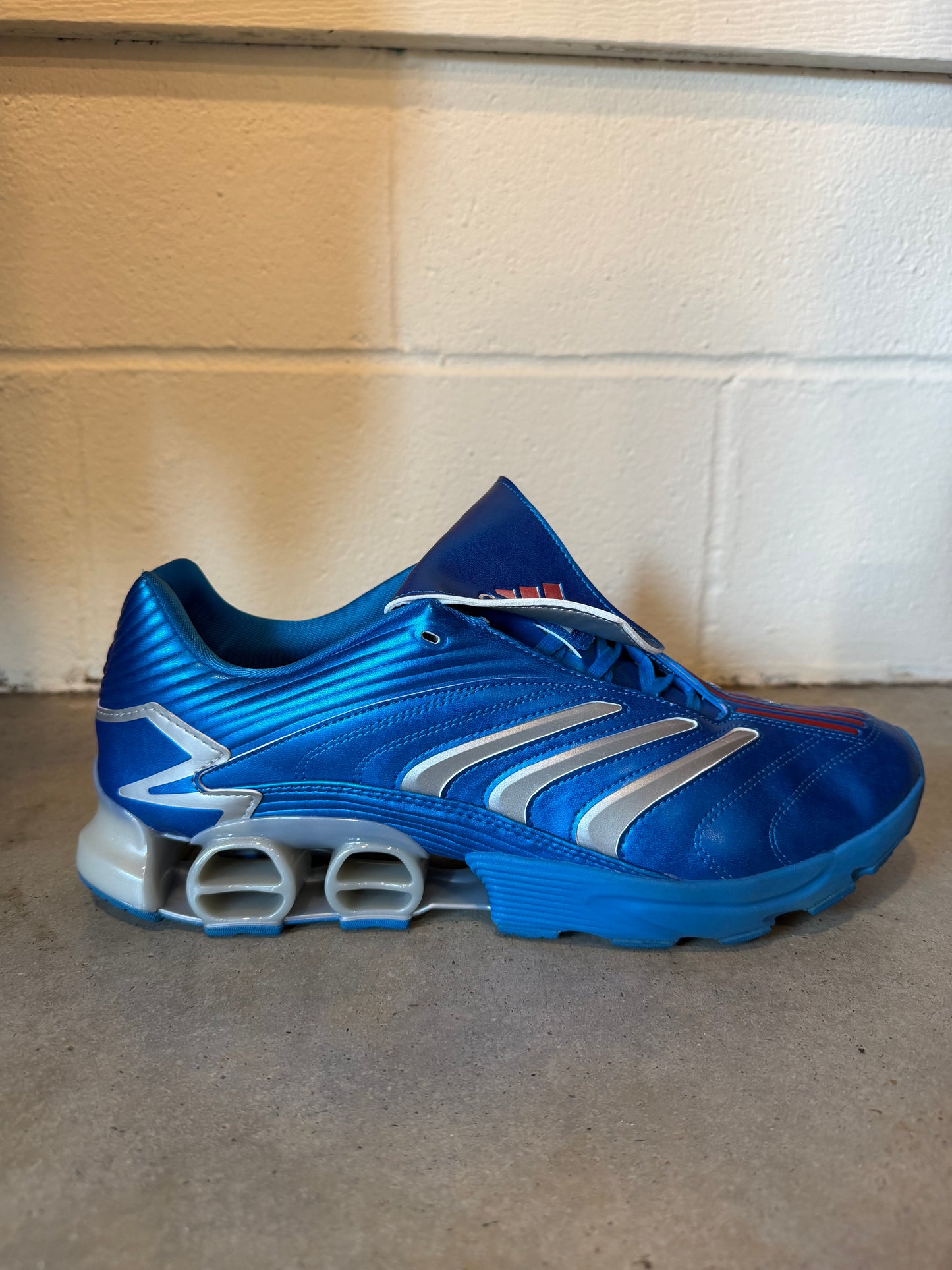 Preowned adidas Predator Megaride Metallic Blue Sz 13M/14W