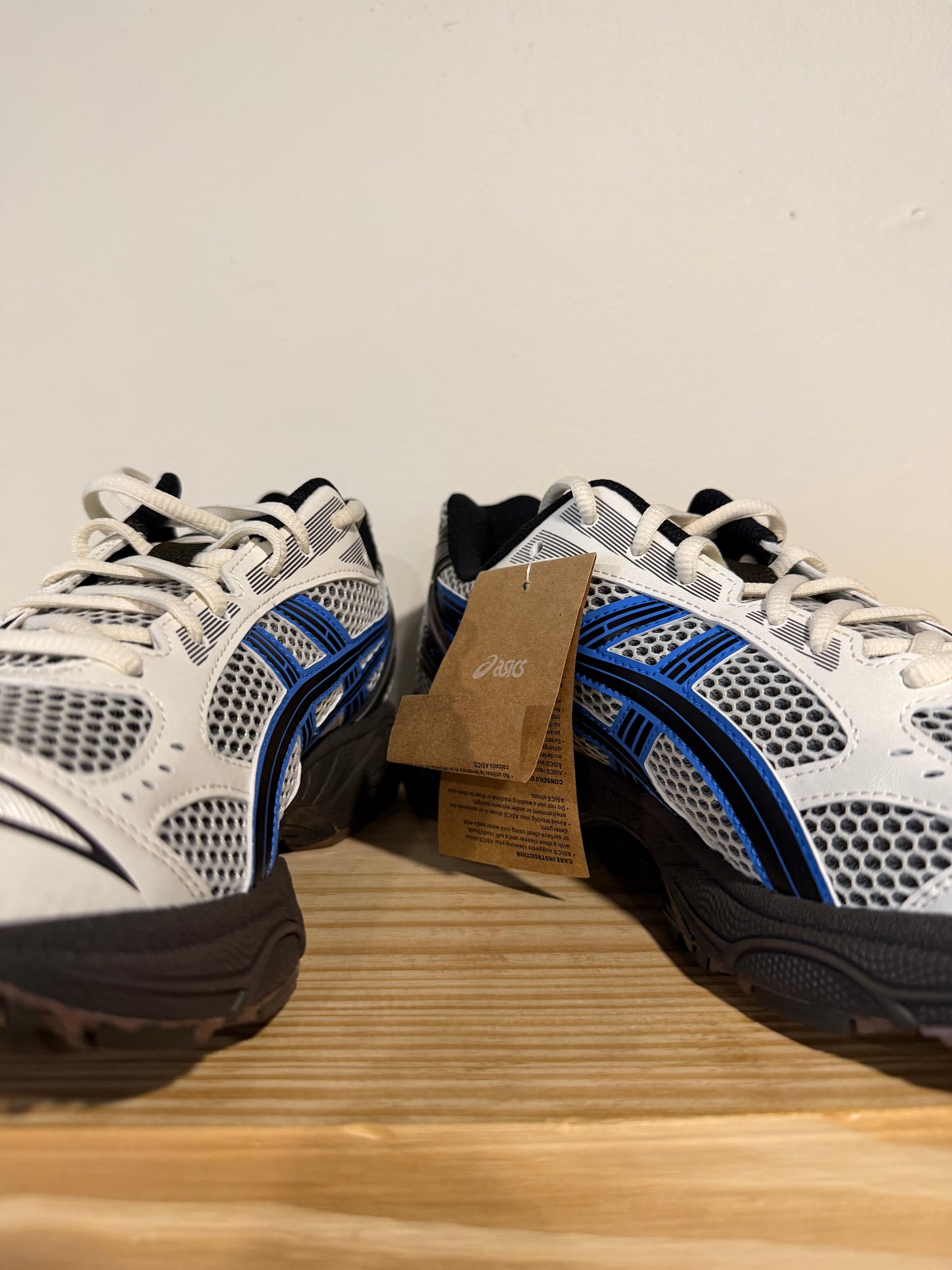 ASICS Gel Kayano 14 Cream/Blue Coast Sz 11M/12.5W