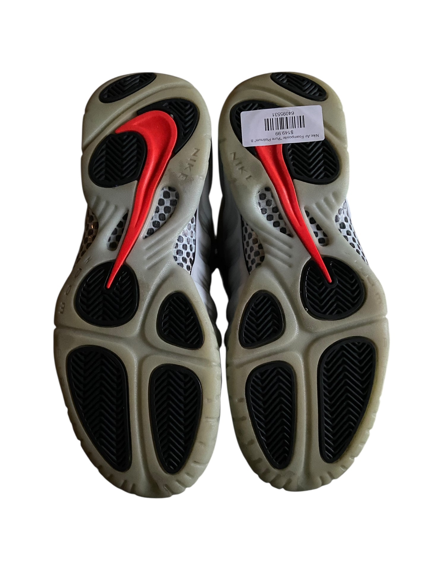 Preowned Nike Air Foamposite "Pure Platinum" Sz 8M/9.5W