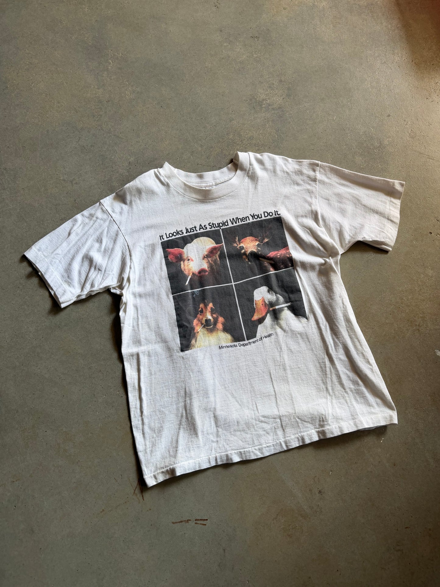 VTG Smoking It Looks Just As Stupid Animal Tee Sz L