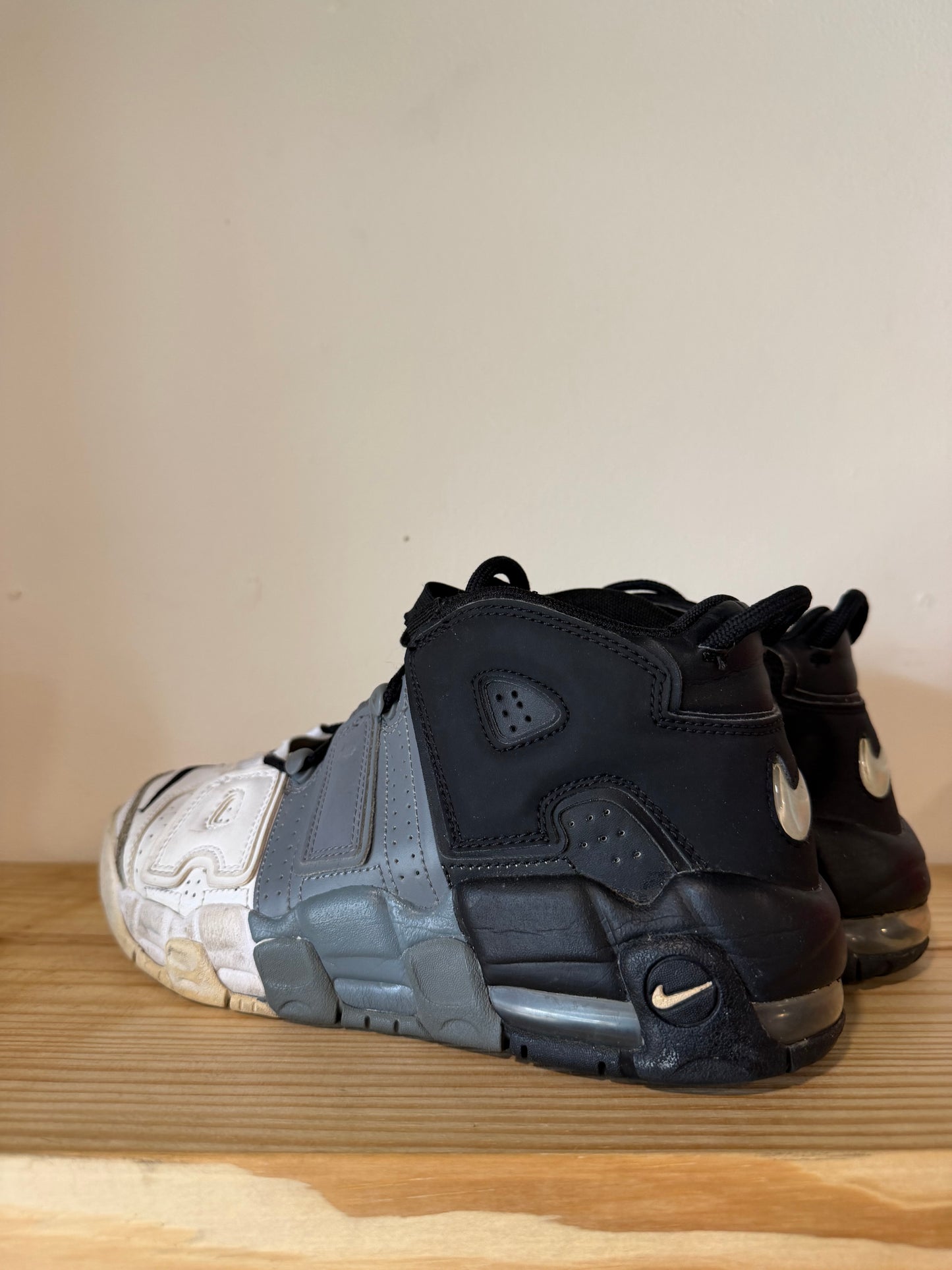 Nike Air More Uptempo Low Tri-Color Sz 6.5Y