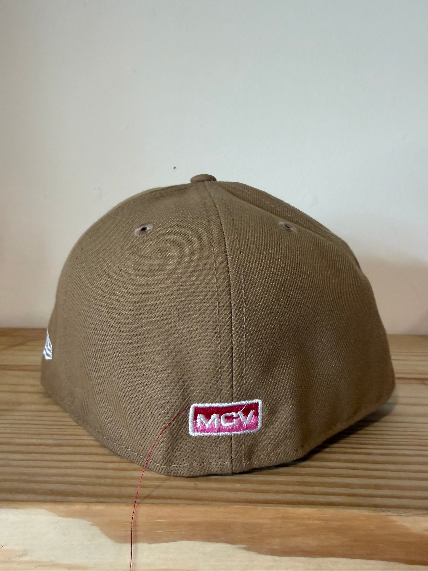 Music City Vintage Sweetheart Khaki Fitted Sz 7