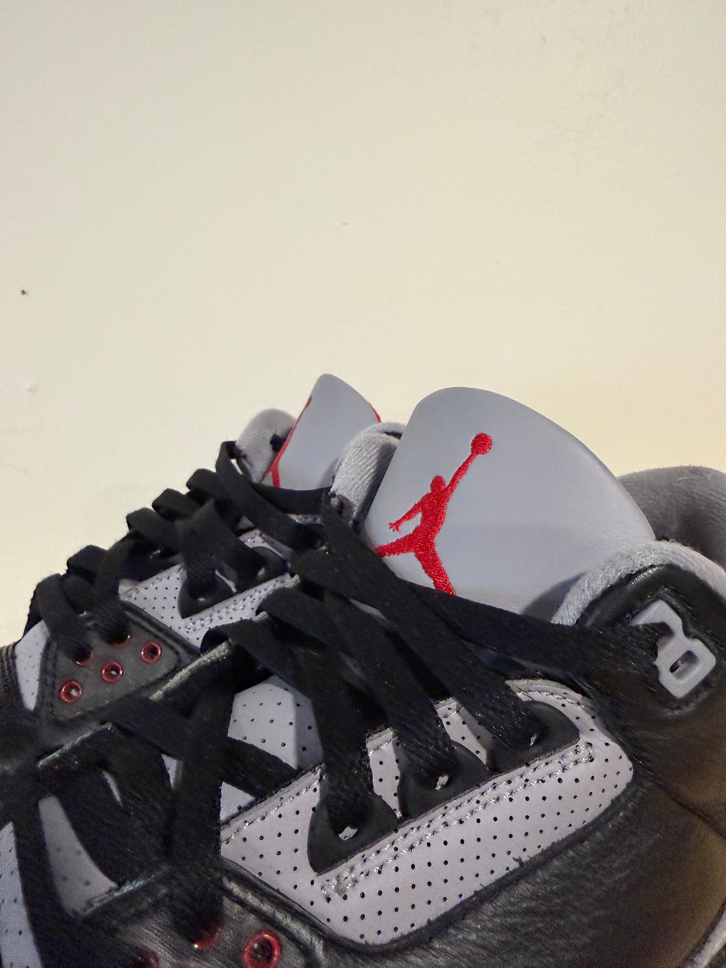 Preowned Jordan 3 Retro OG Black Cement (2024) Sz 11M/12.5W