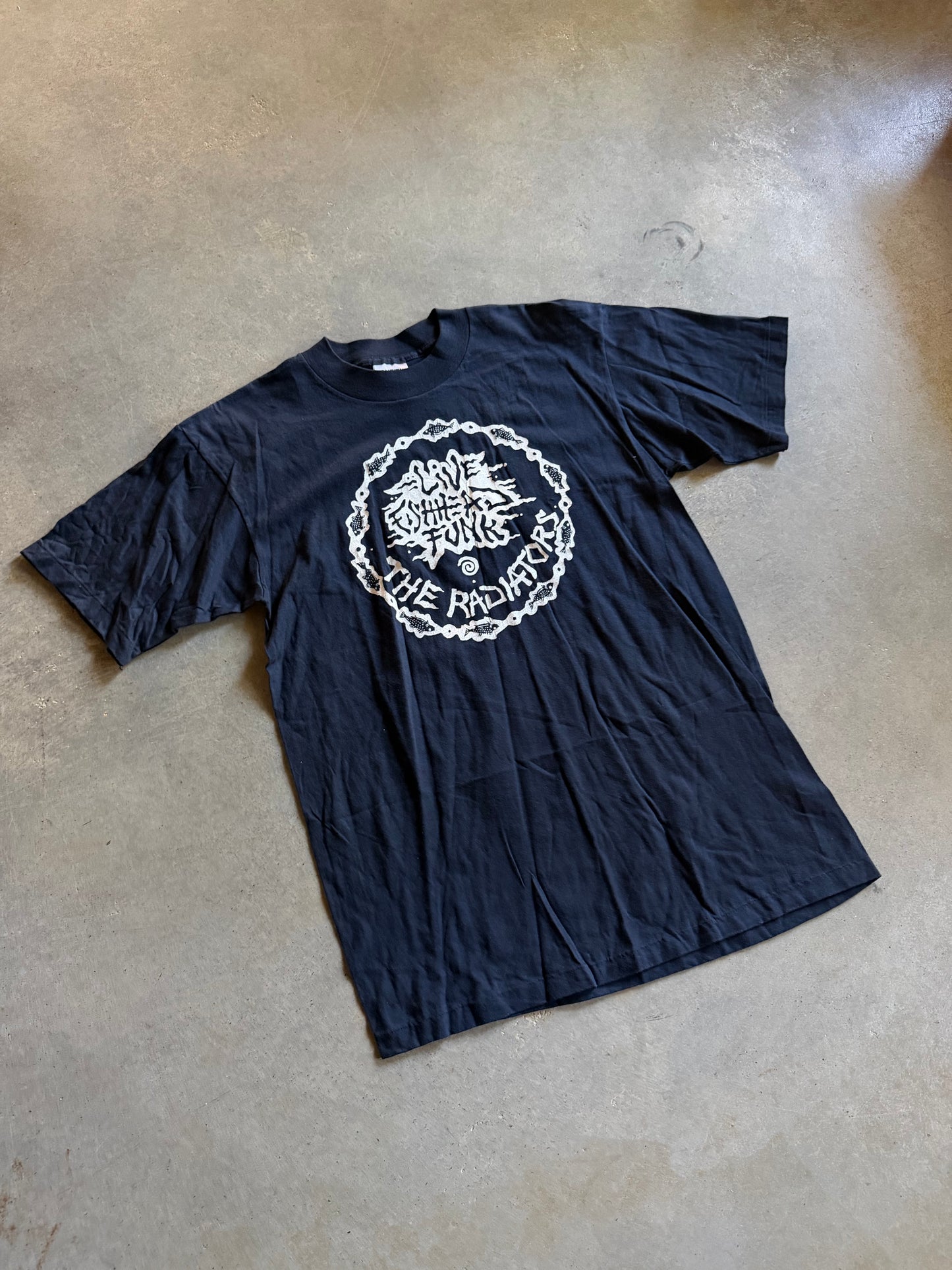 VTG 90s The Radiators Live Fish Head Funk Tee Sz L