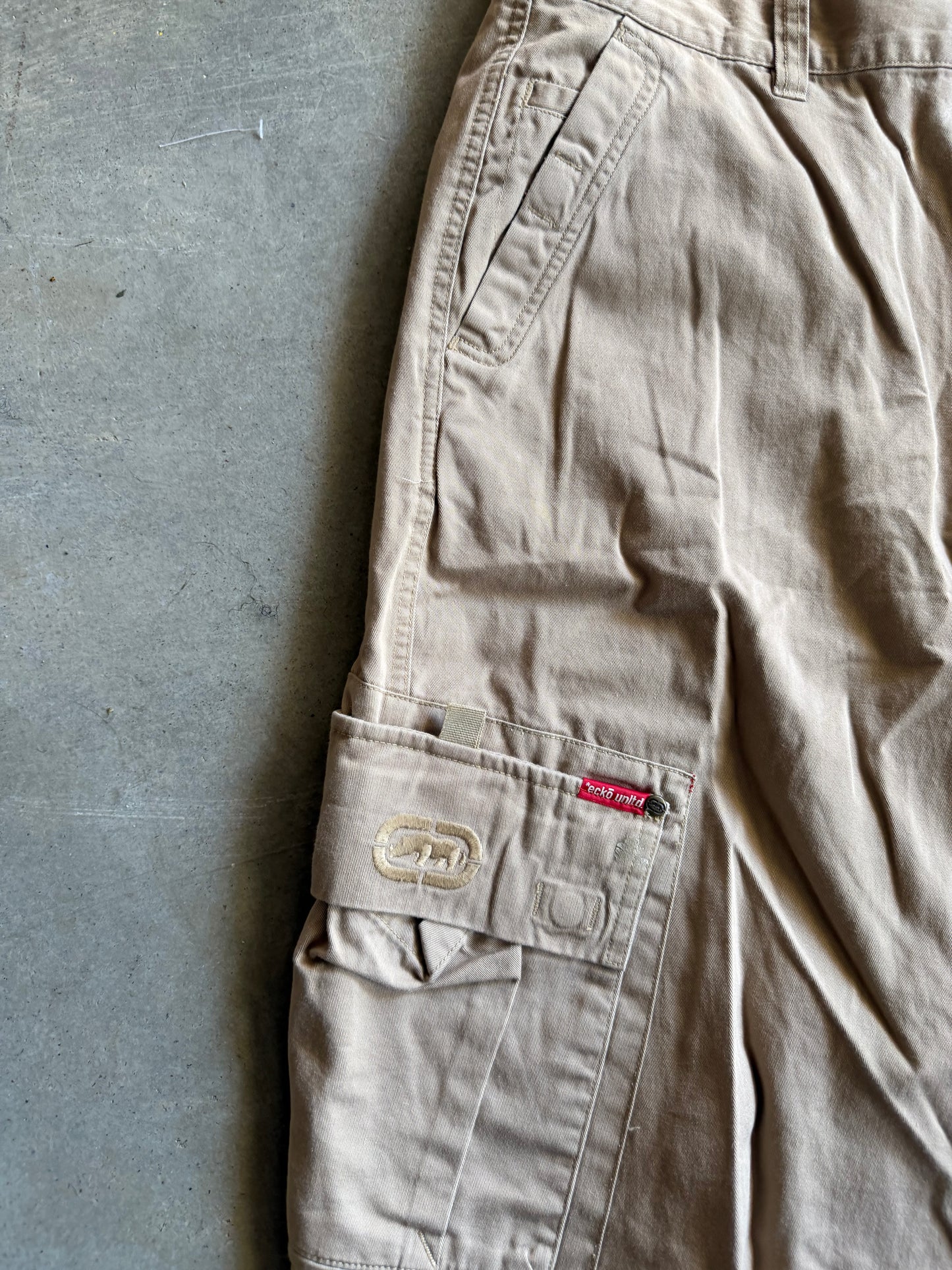 Y2K Extra Baggy Echo Cargo Shorts Sz 34