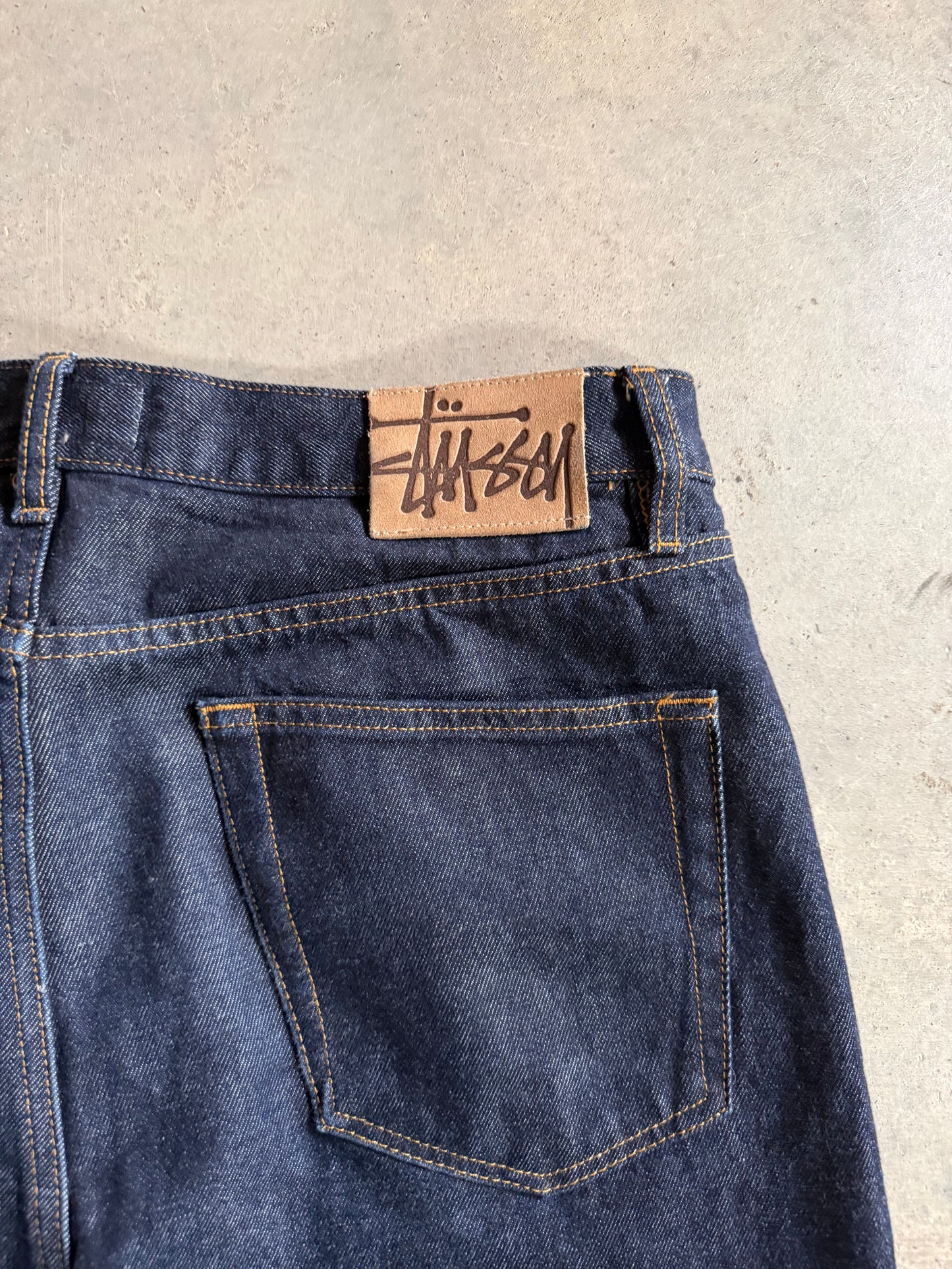 Stussy Relaxed Dark Wash Denim Jeans Sz 34x28